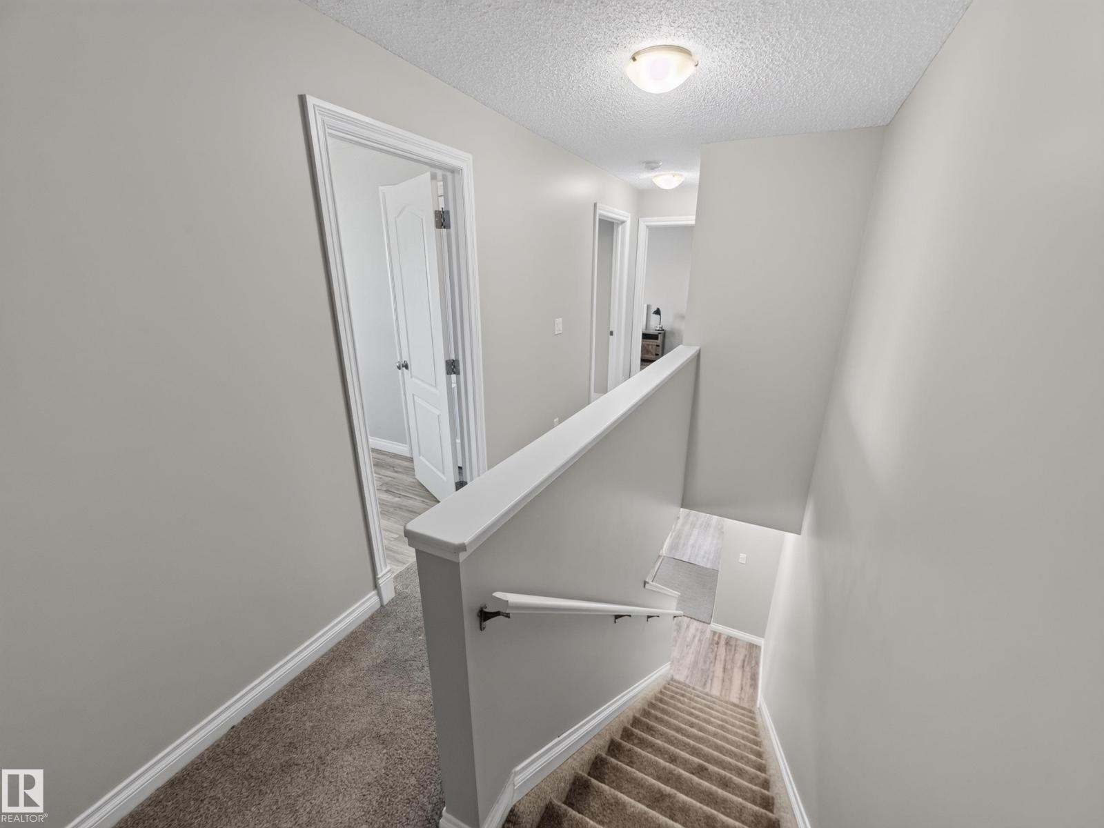 #44 12050 17 AV SW - 35