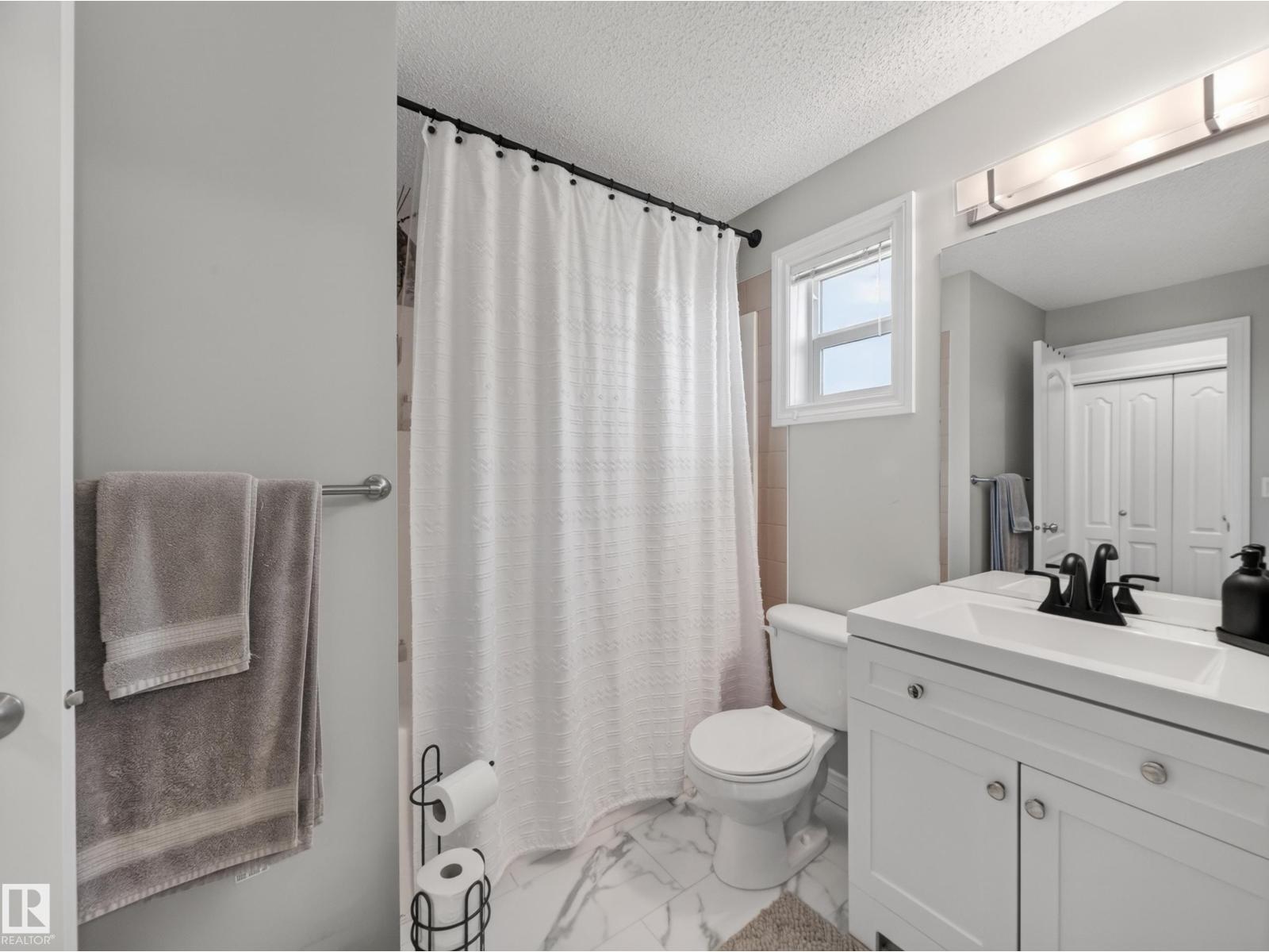 #44 12050 17 AV SW - 42