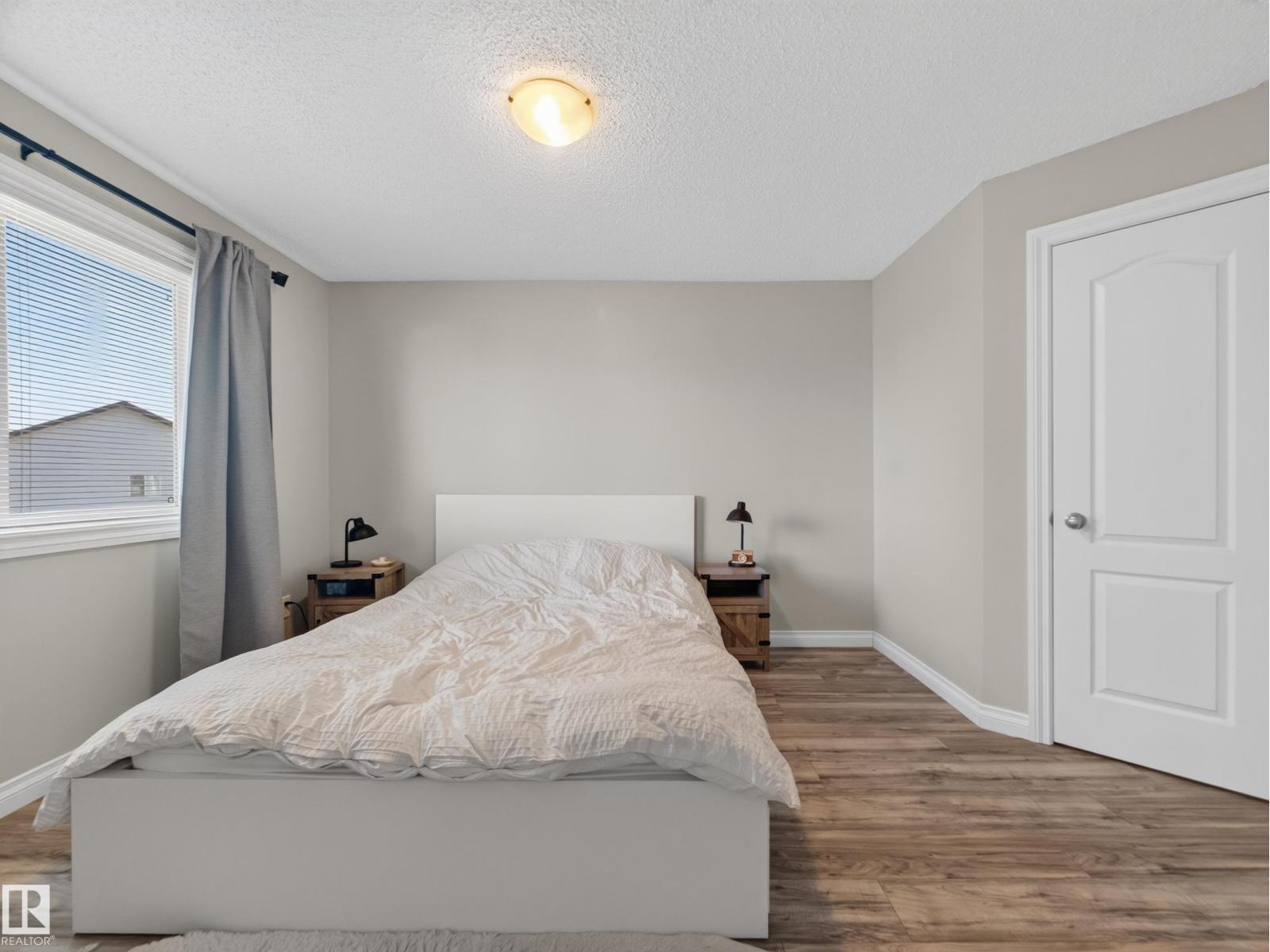 #44 12050 17 AV SW - Image 48