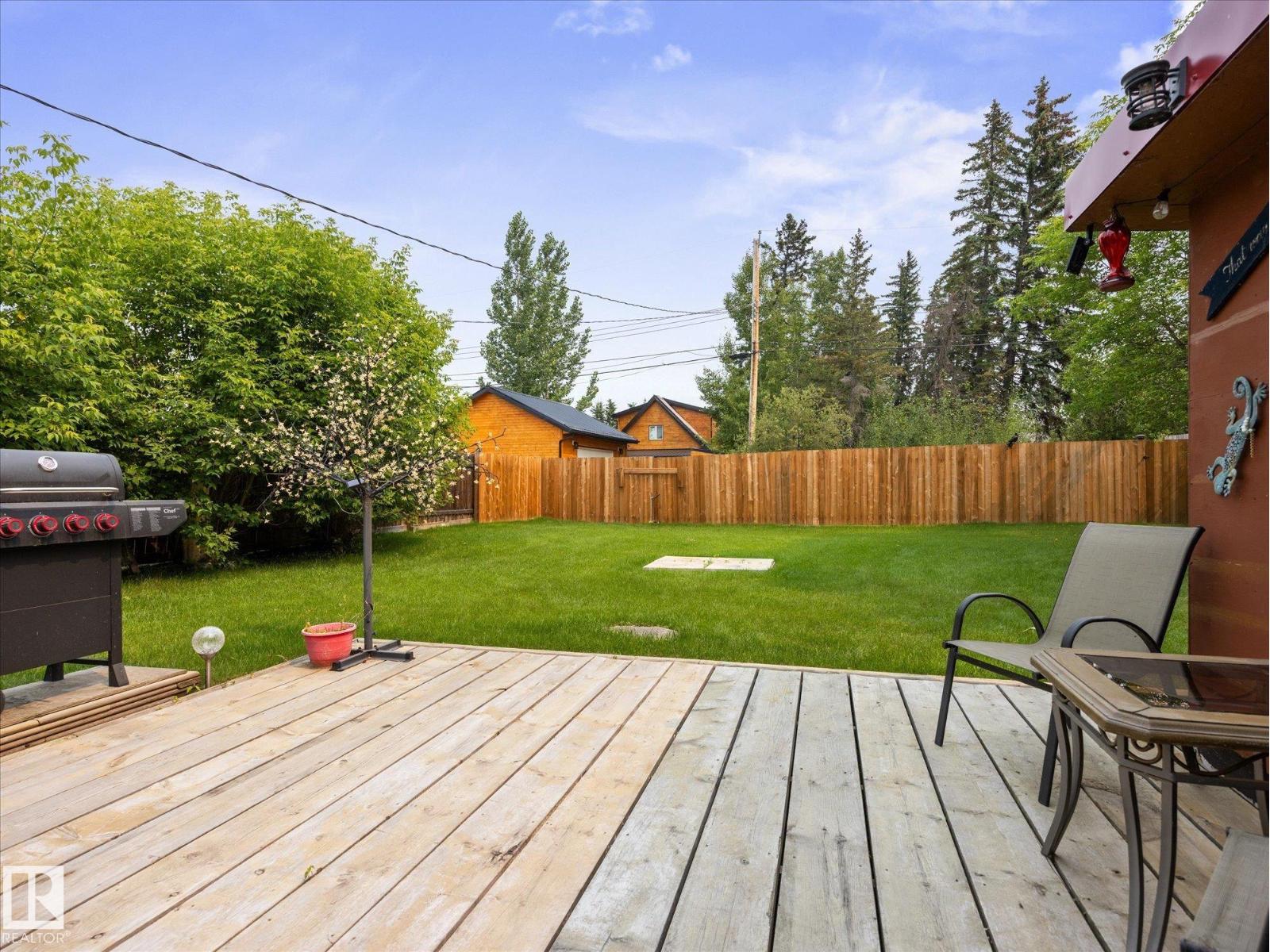 4907 54 ST - 22