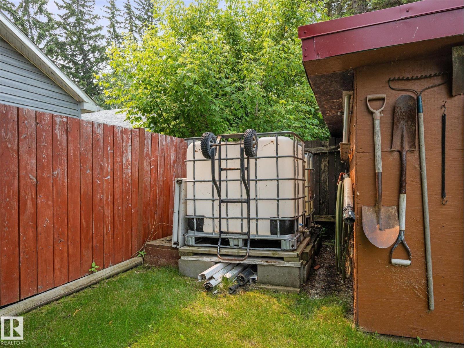 4907 54 Street - Photo 24