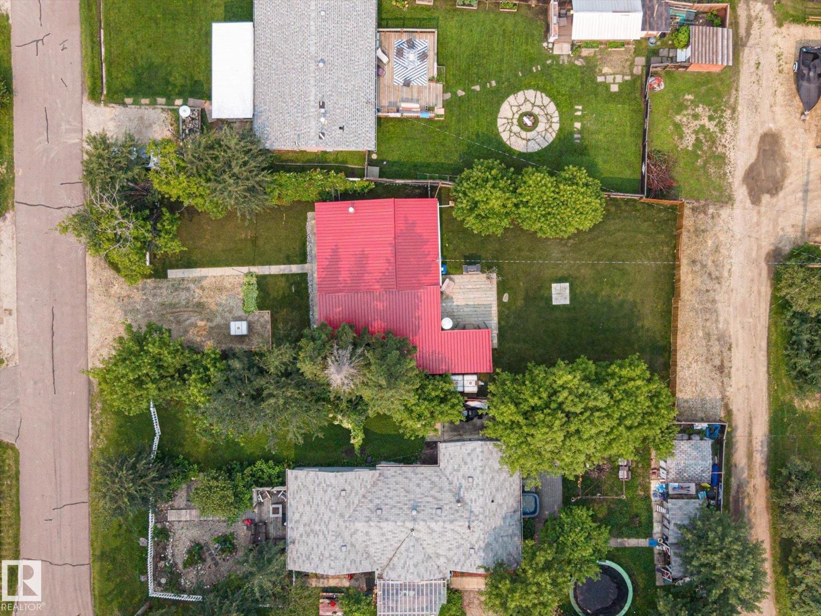 4907 54 ST - 29