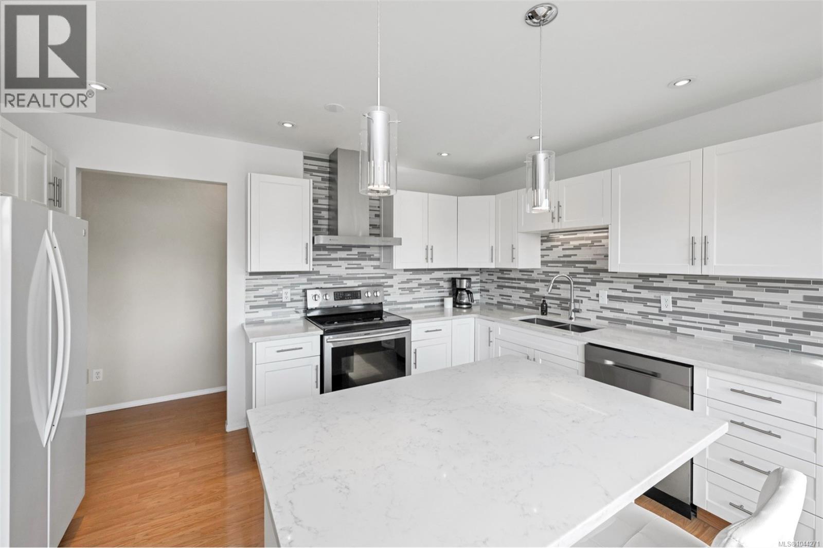2840 Oceanside Lane - 22