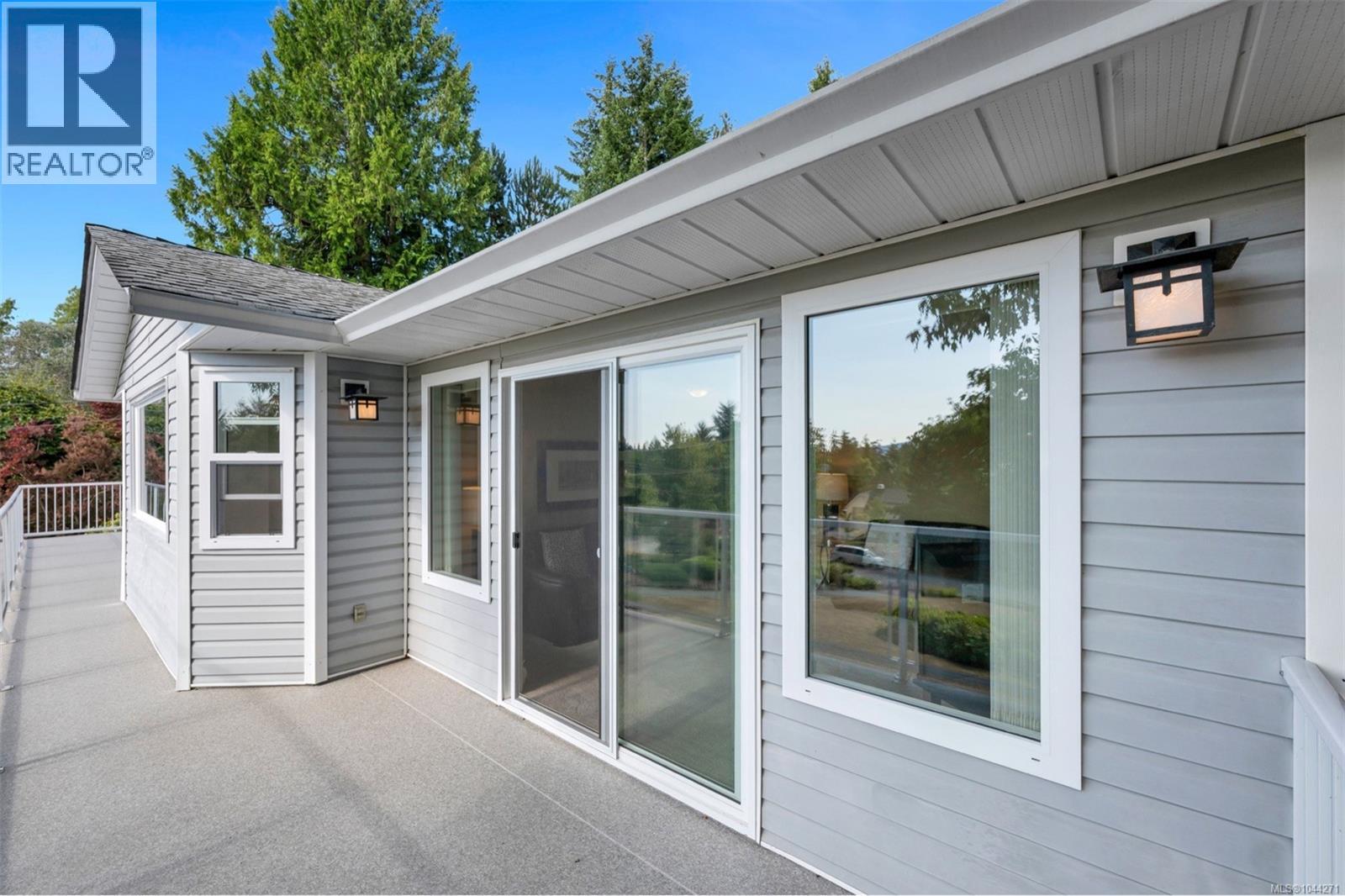 2840 Oceanside Lane - 29