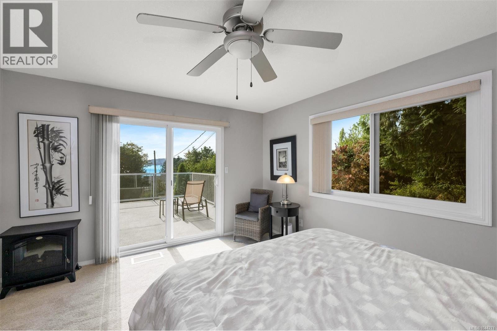 2840 Oceanside Lane - 33