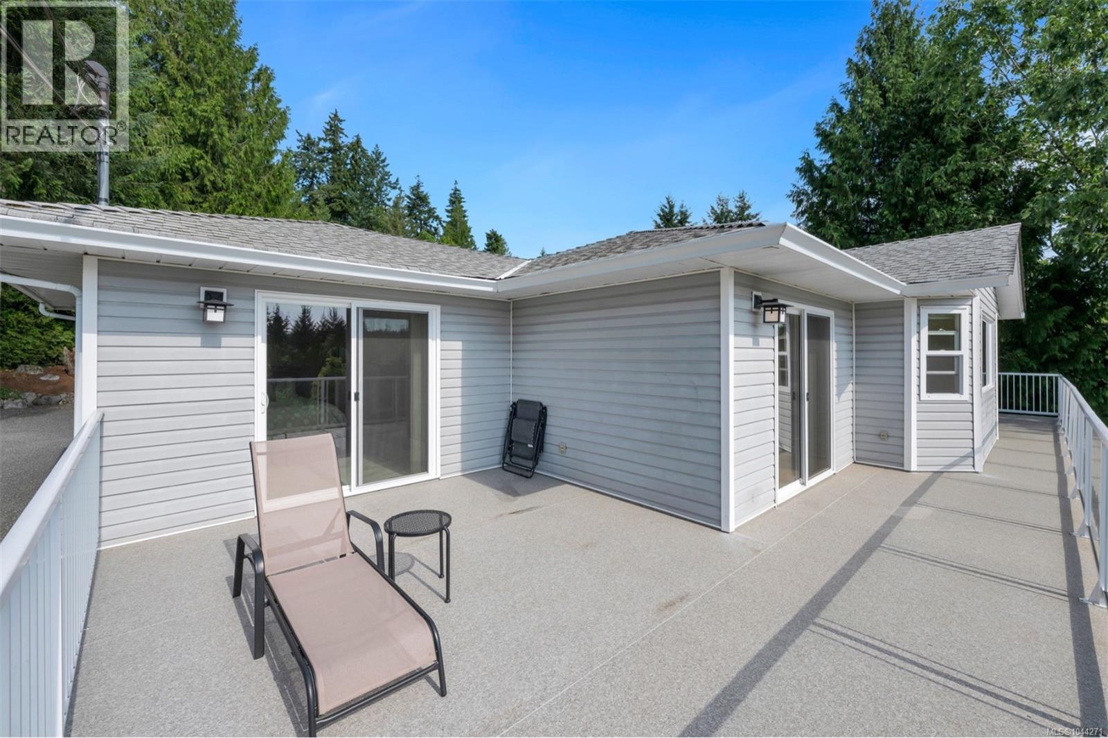 2840 Oceanside Lane - 34