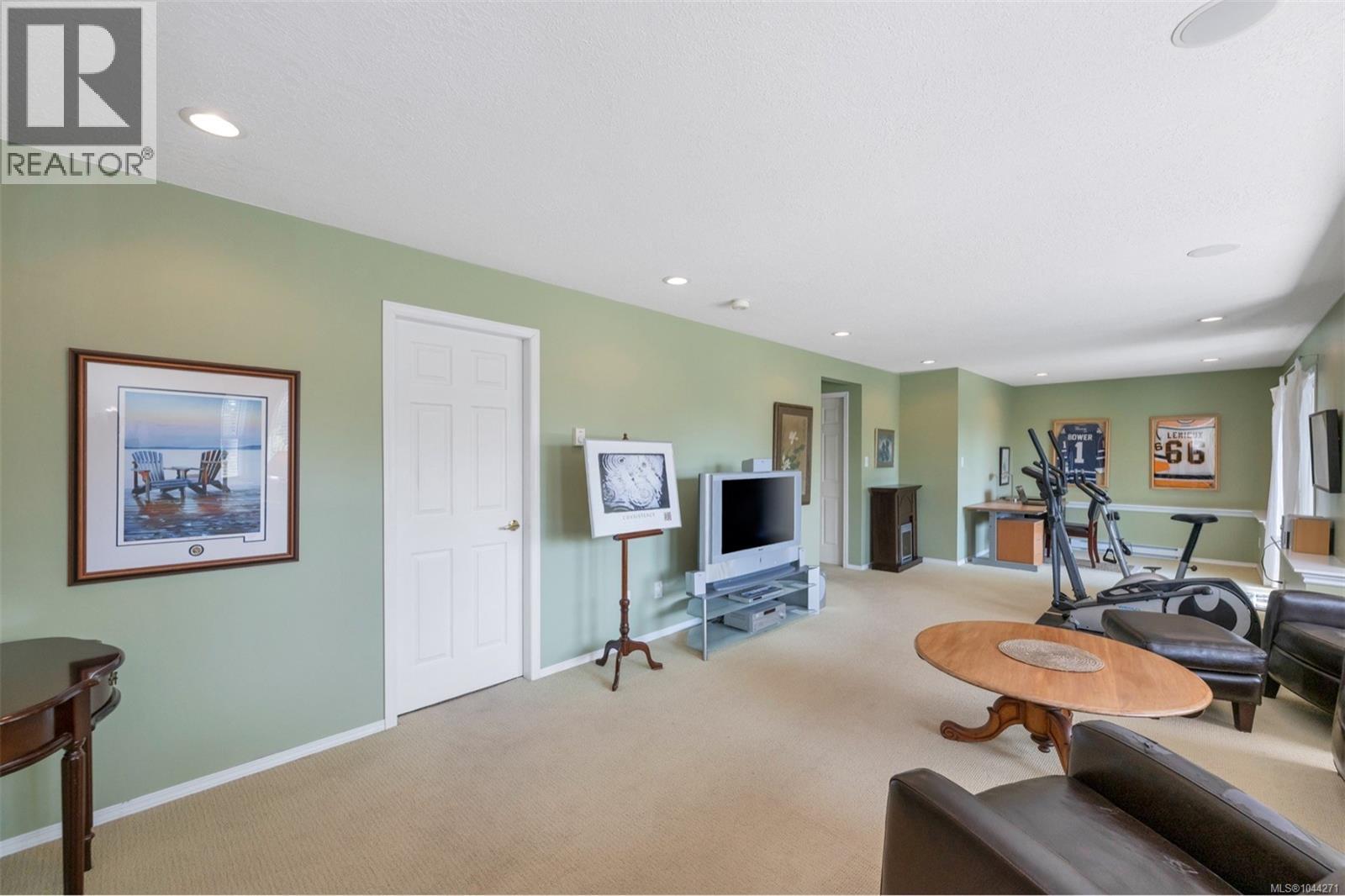 2840 Oceanside Lane - 46