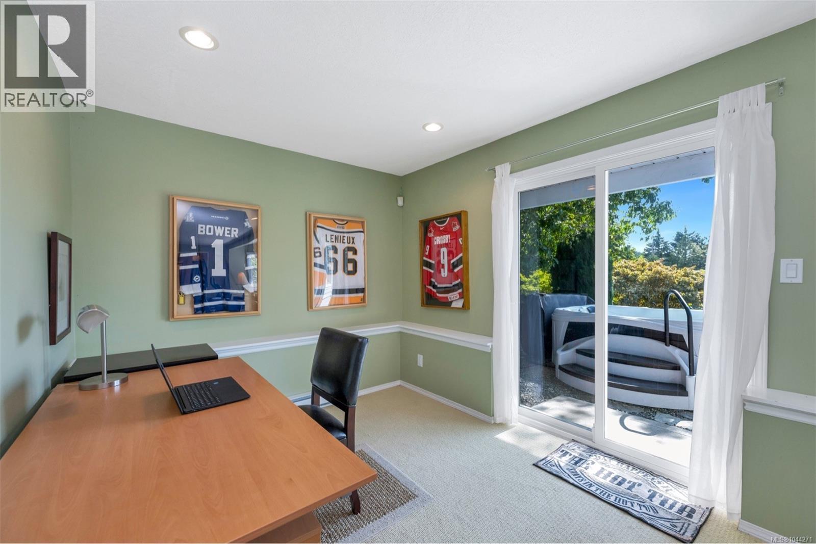 2840 Oceanside Lane - 48