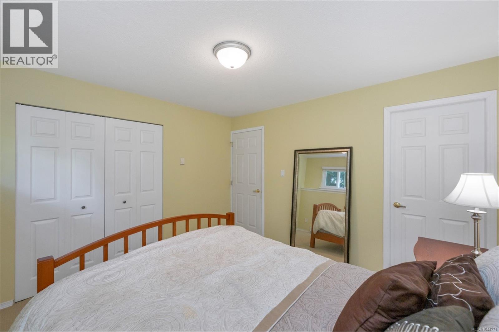 2840 Oceanside Lane - 53