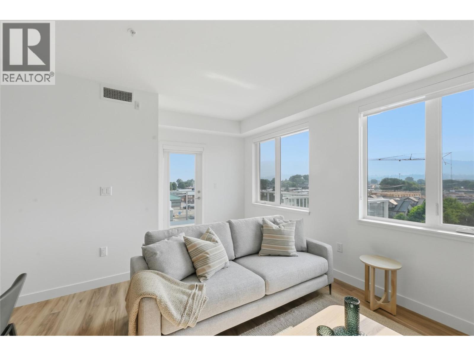 #512 271 Wylie Street - 10