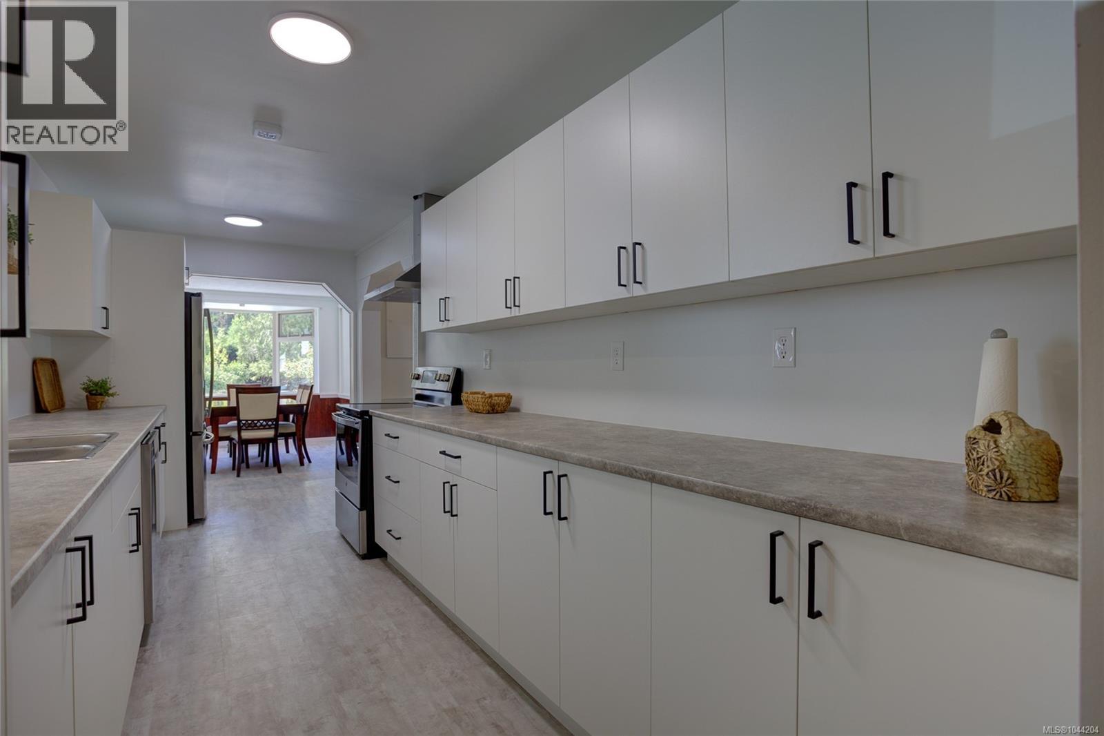 8147 Shasta Rd - Image 19