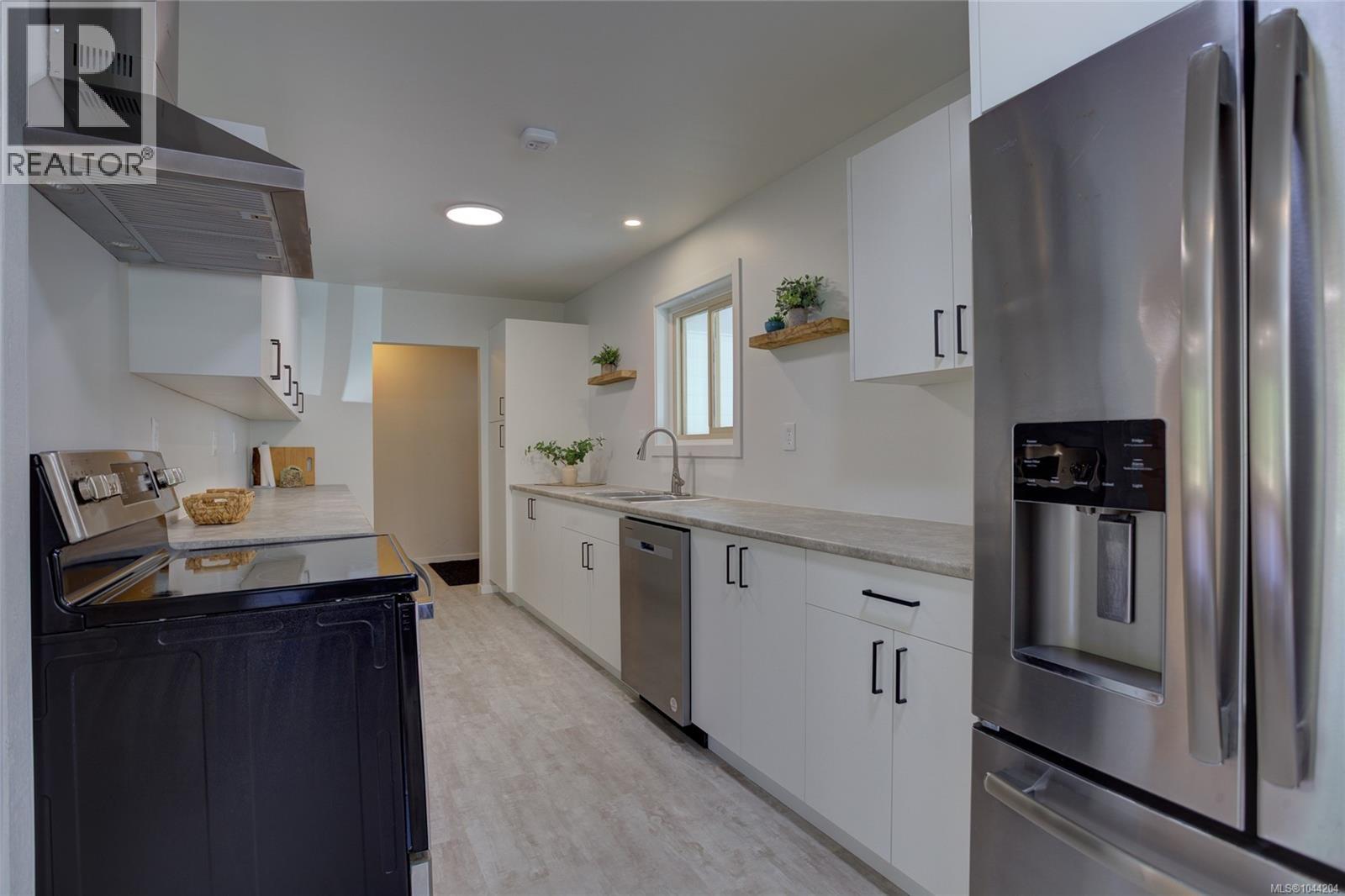 8147 Shasta Rd - Image 15