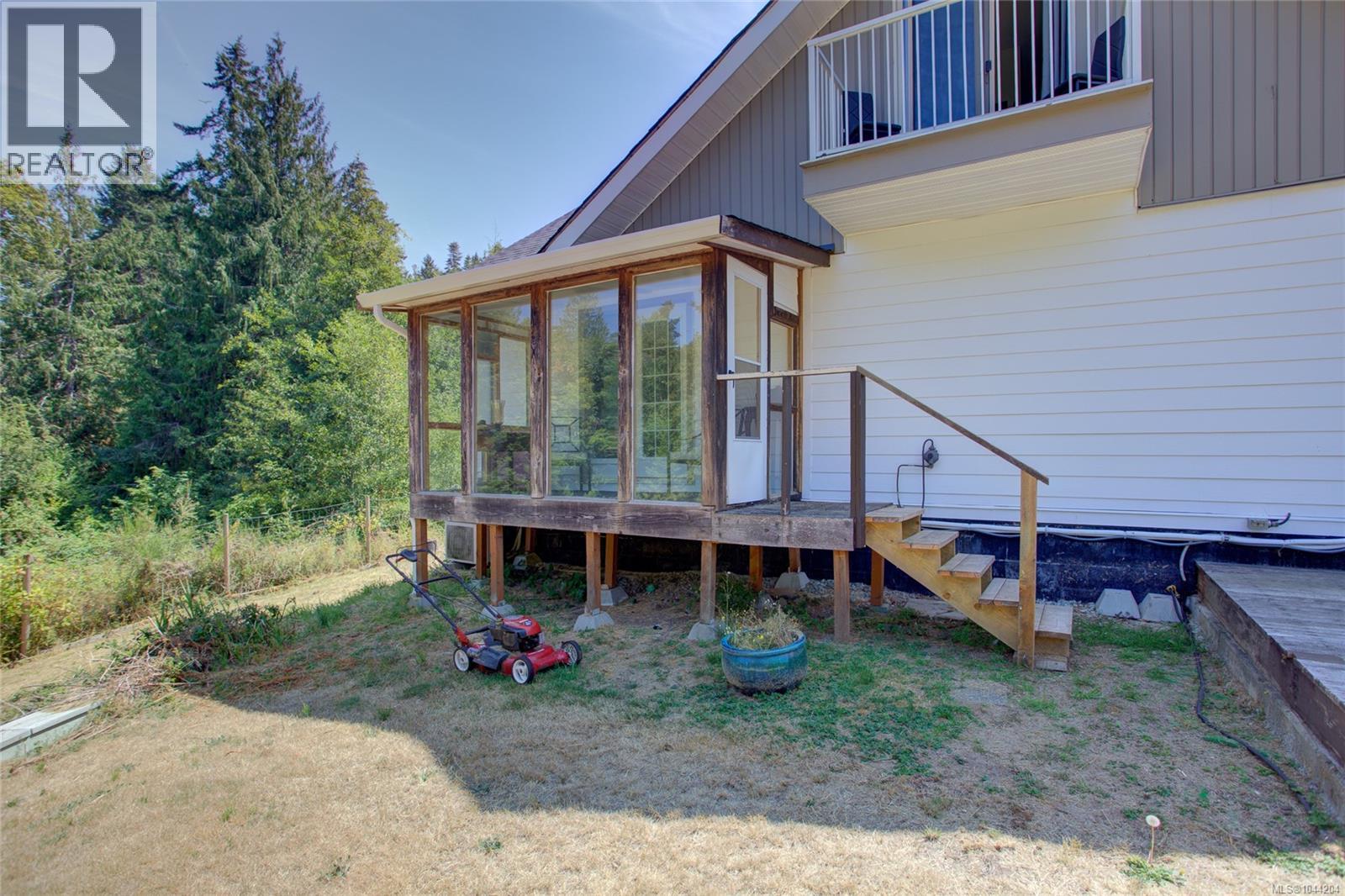 8147 Shasta Rd - 5