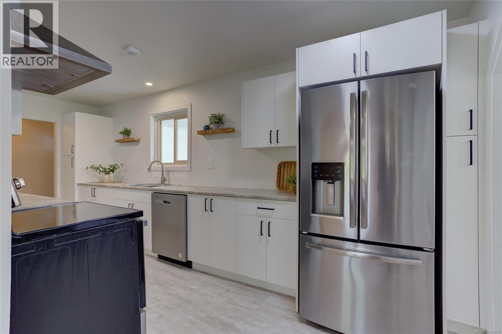 8147 Shasta Rd - Image 14