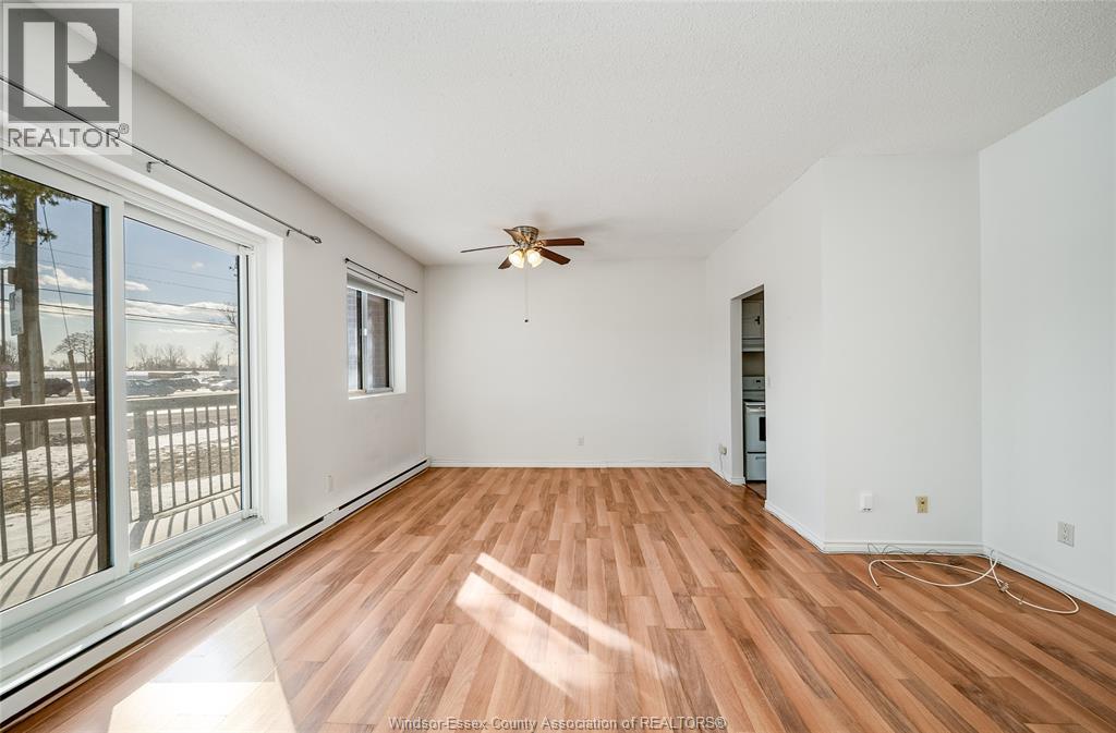 #105 3950 WYANDOTTE STREET - 16