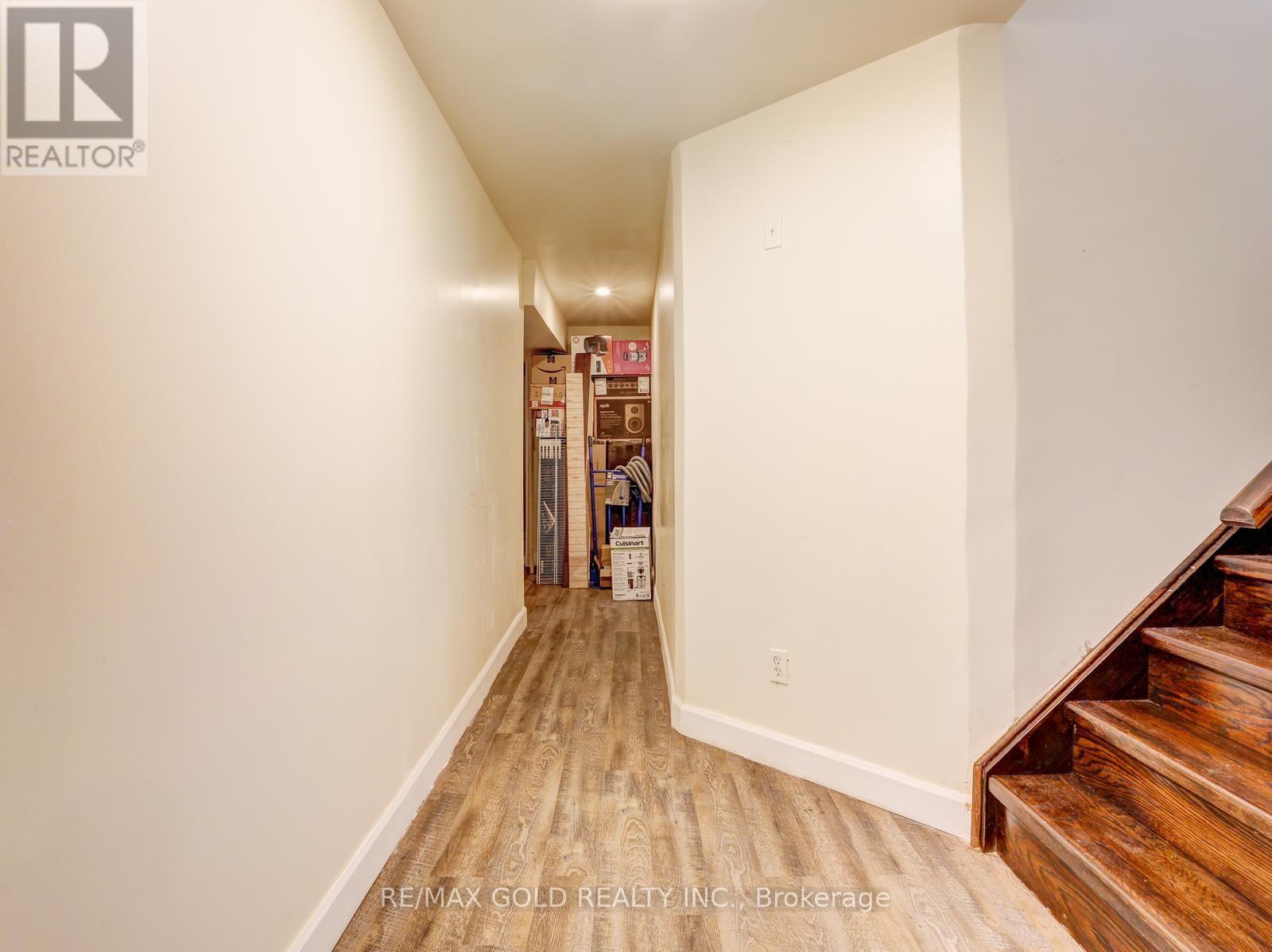812 HALIFAX ROAD - 48