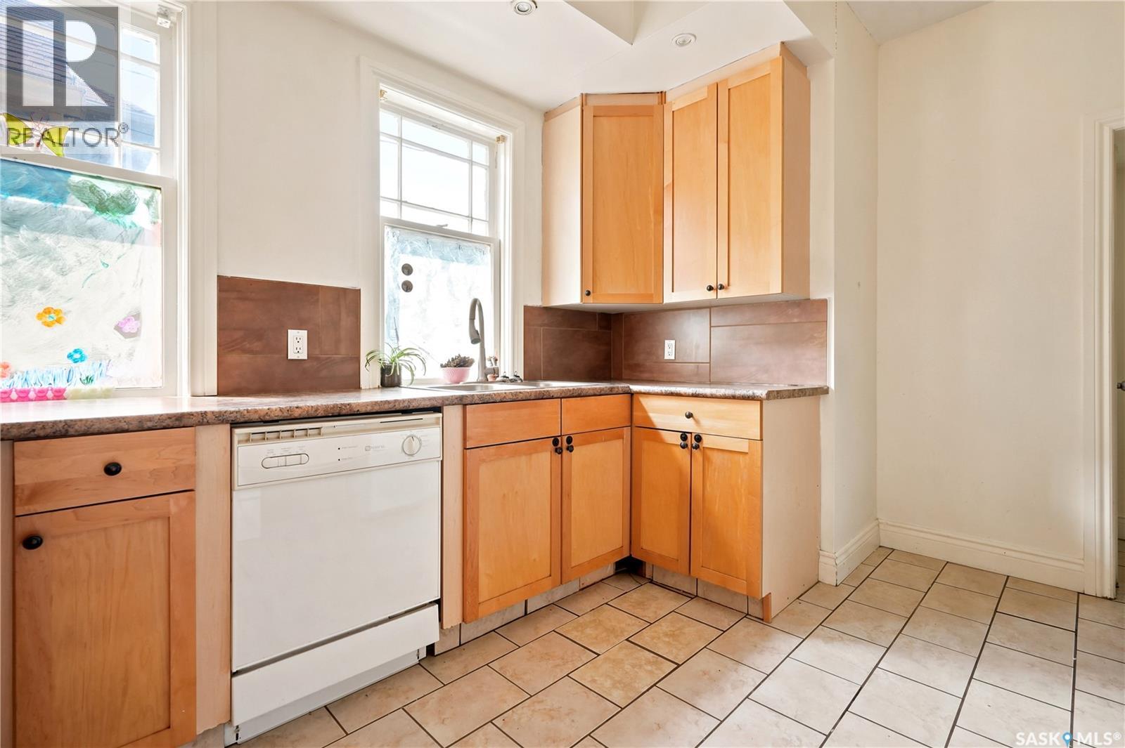 2038 Toronto STREET - 14