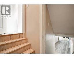 2038 Toronto Street, Regina, SK S4P1N1 Photo 23