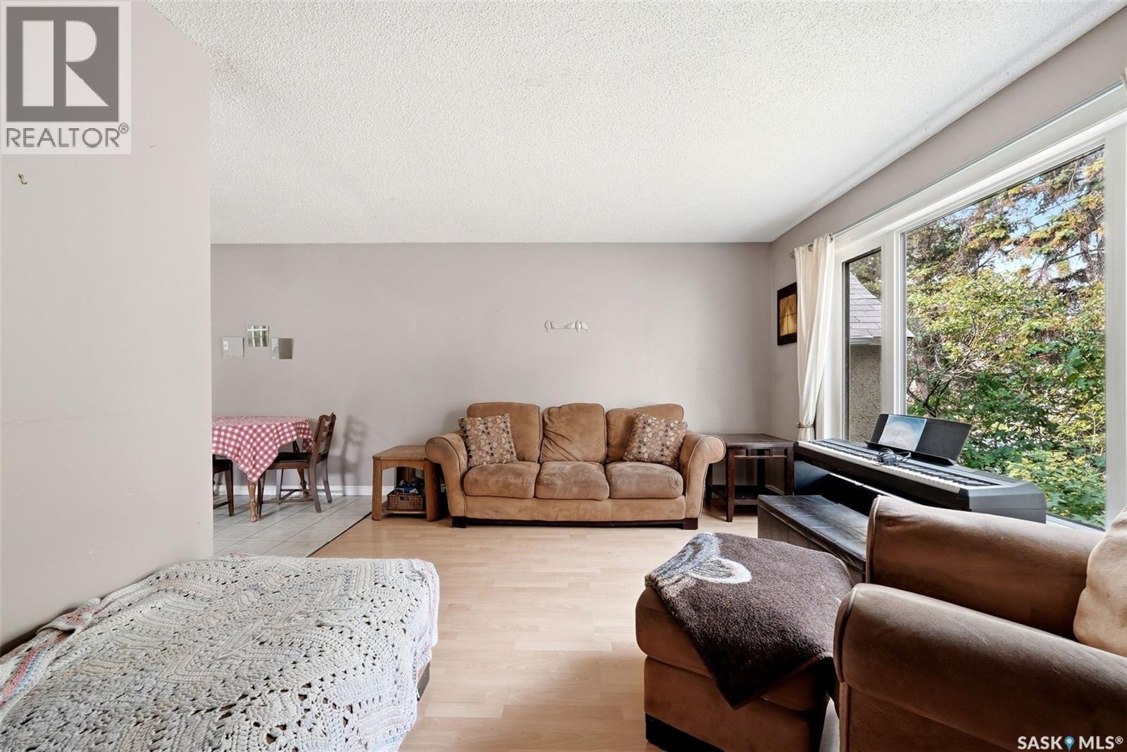 2051 McDonald STREET, Regina — photo 3