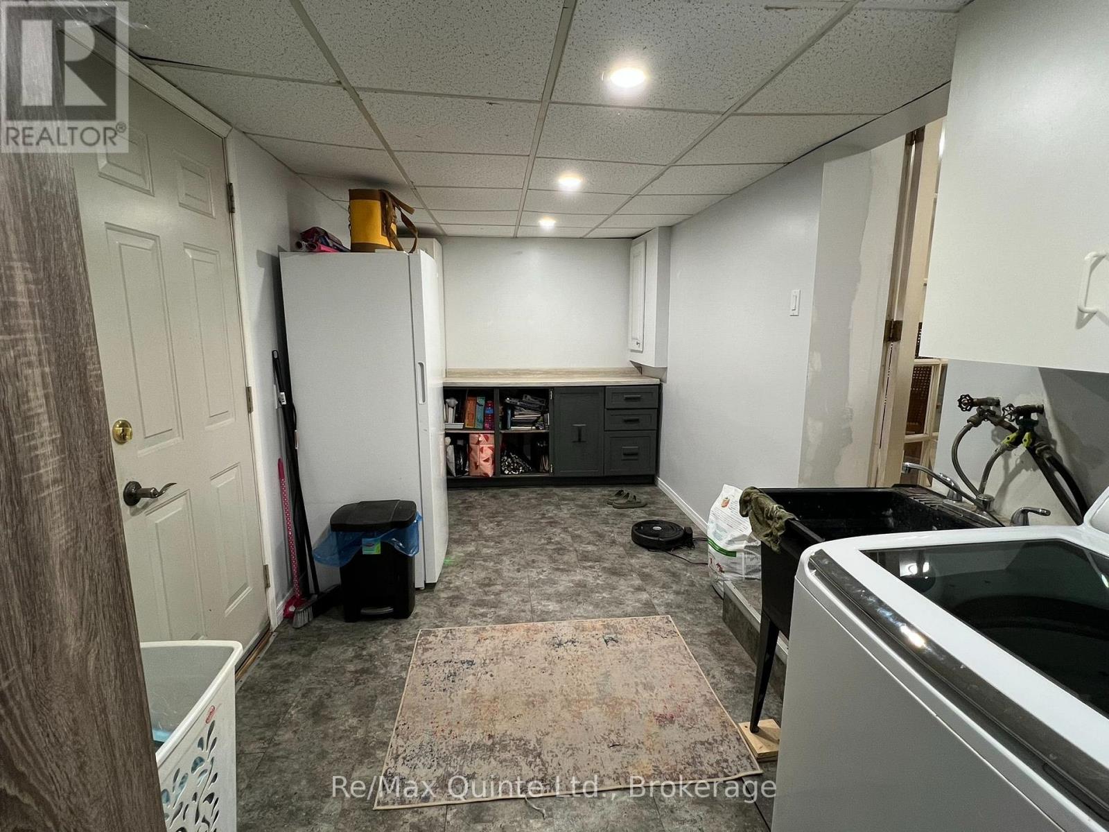 101 ROSELAND DRIVE - 15