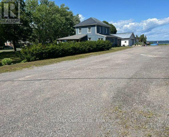 101 ROSELAND DRIVE - 29