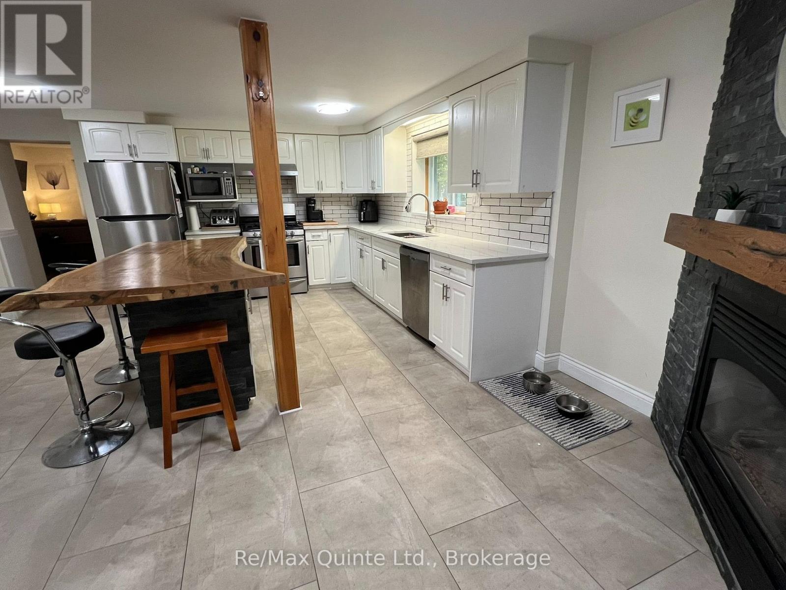 101 ROSELAND DRIVE - 8