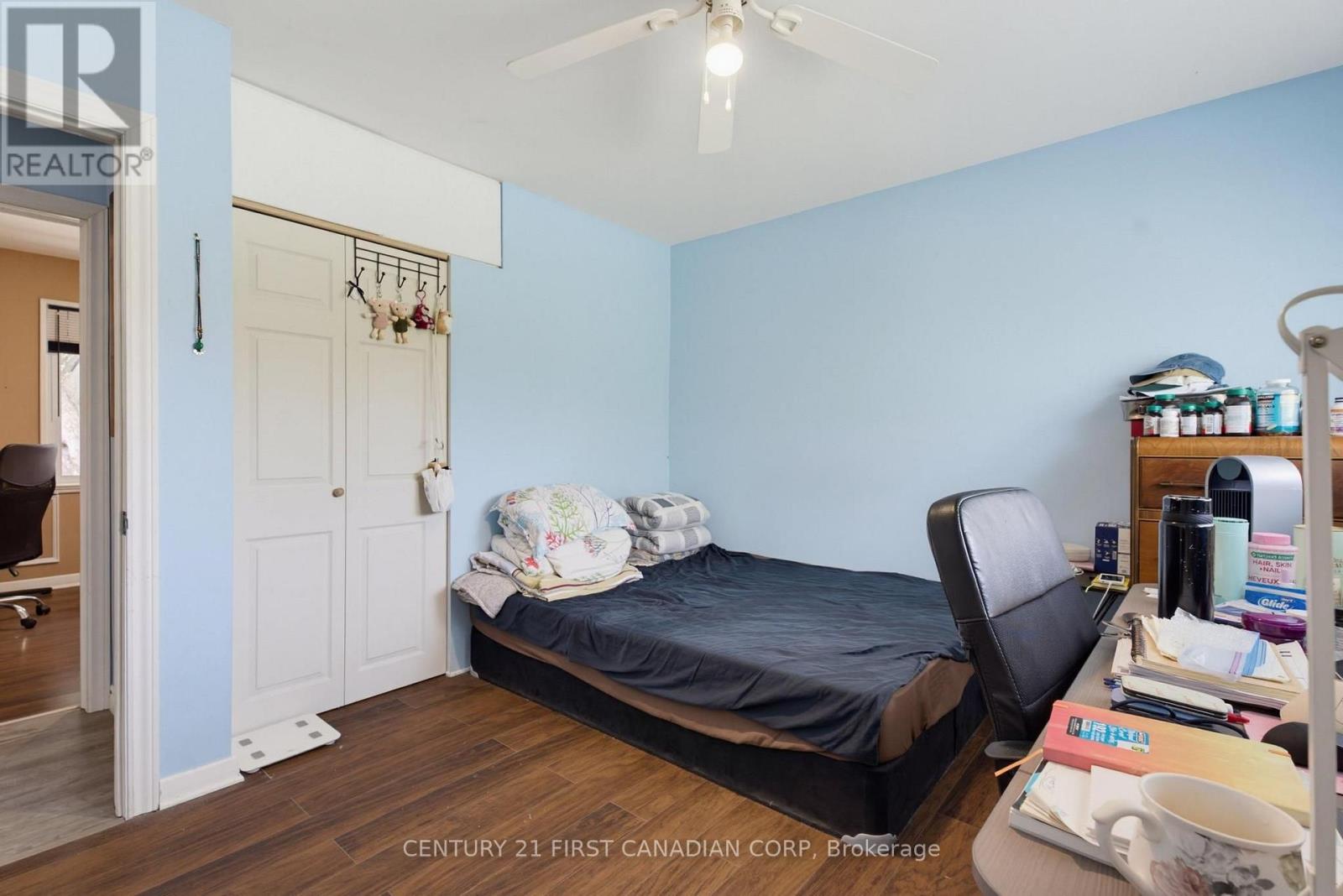 478 COOMBS AVENUE - 18