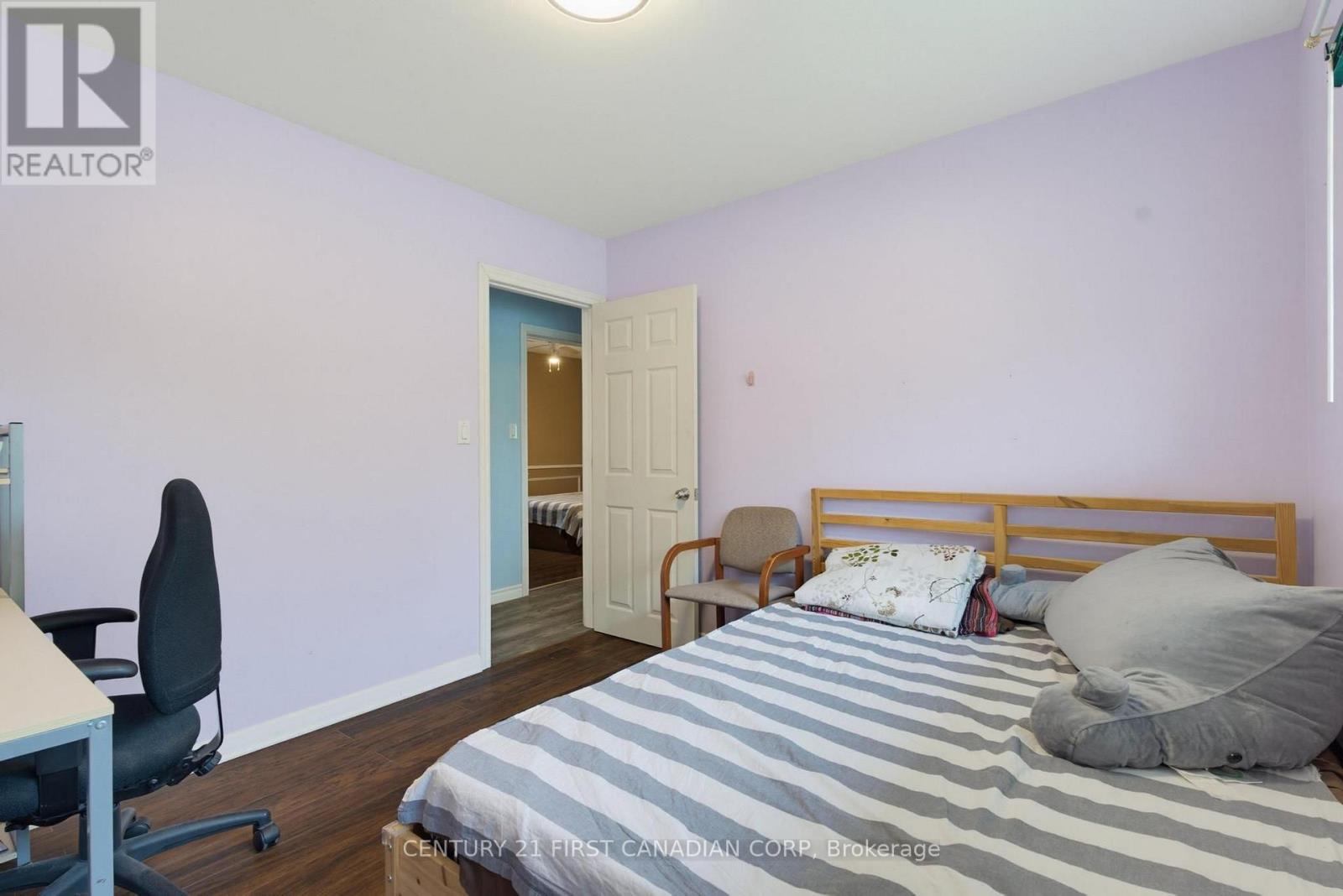 478 COOMBS AVENUE - 20