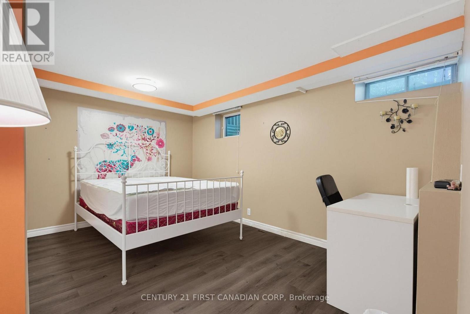 478 COOMBS AVENUE - 28