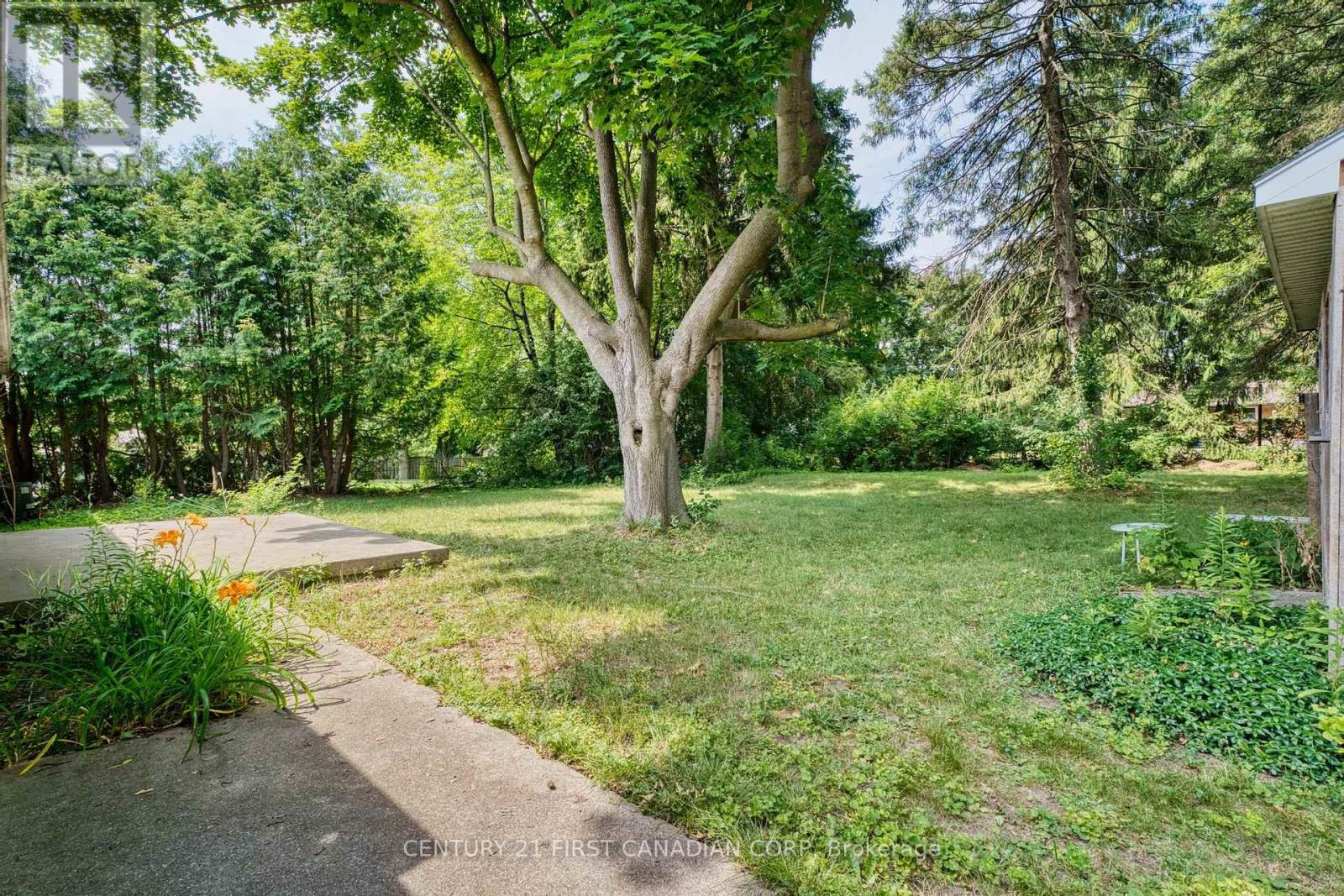 478 COOMBS AVENUE - 38