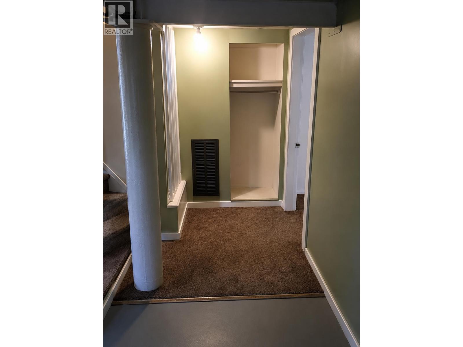 1060 WEST FRASER ROAD - 11
