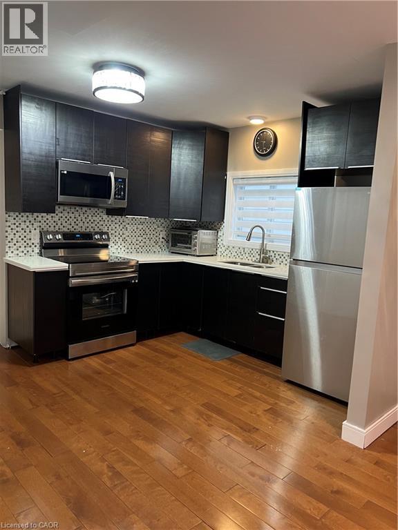 179 VINE Street S - 2
