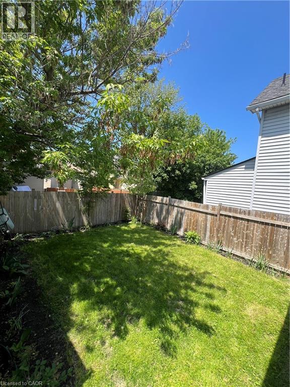 179 VINE Street S - 13