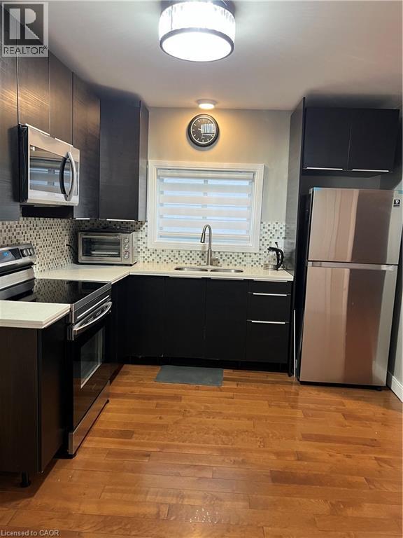 179 VINE Street S - 3
