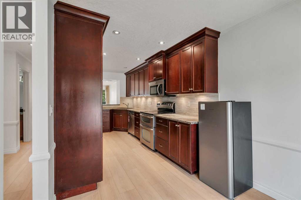8, 834 2 Avenue NW, Sunnyside, Calgary photo 5