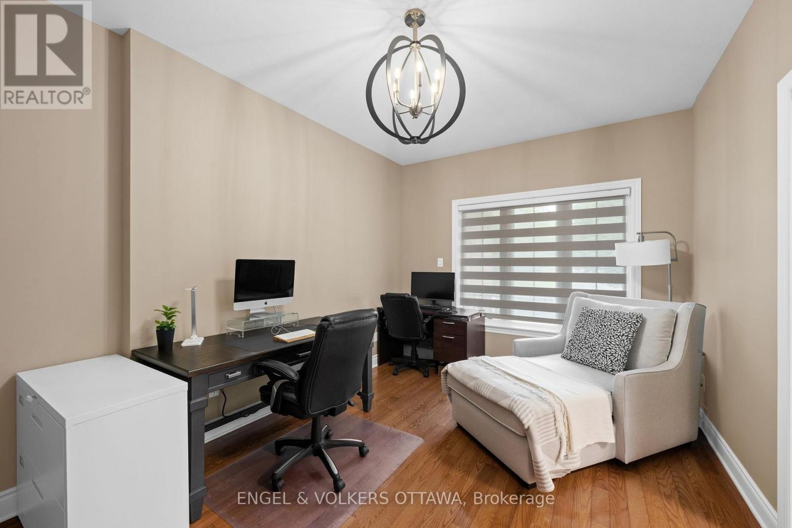 876 CENTER STREET - 6
