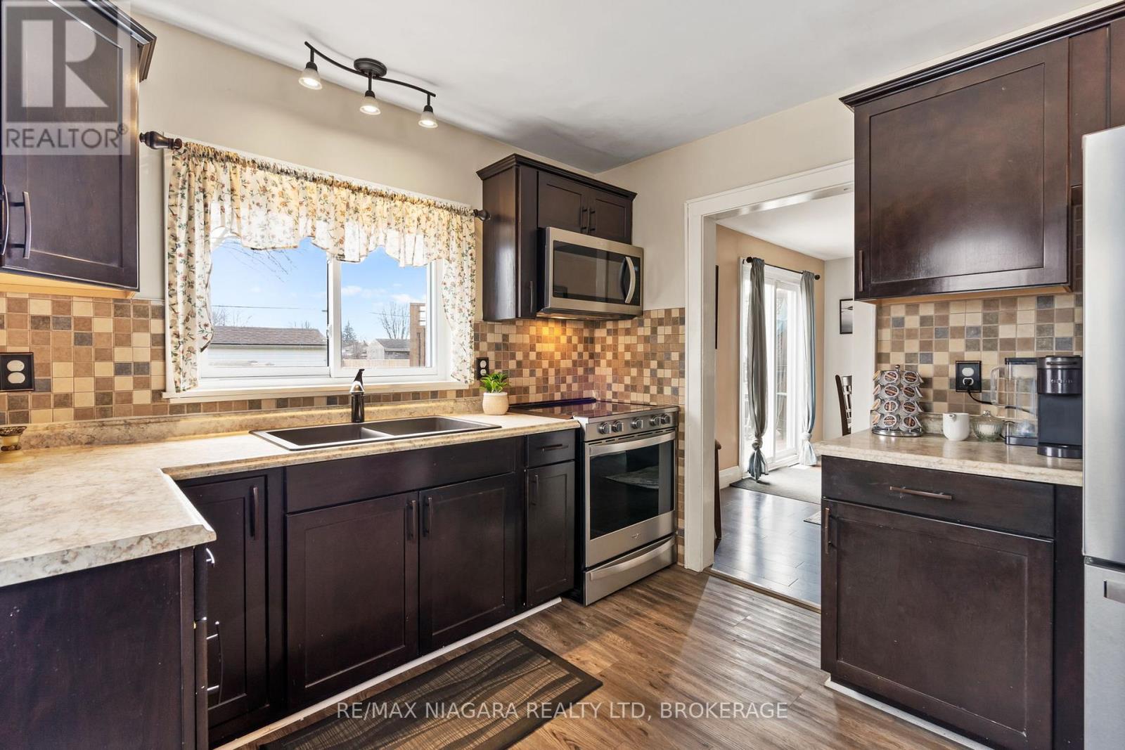 124 NEFF STREET - 10