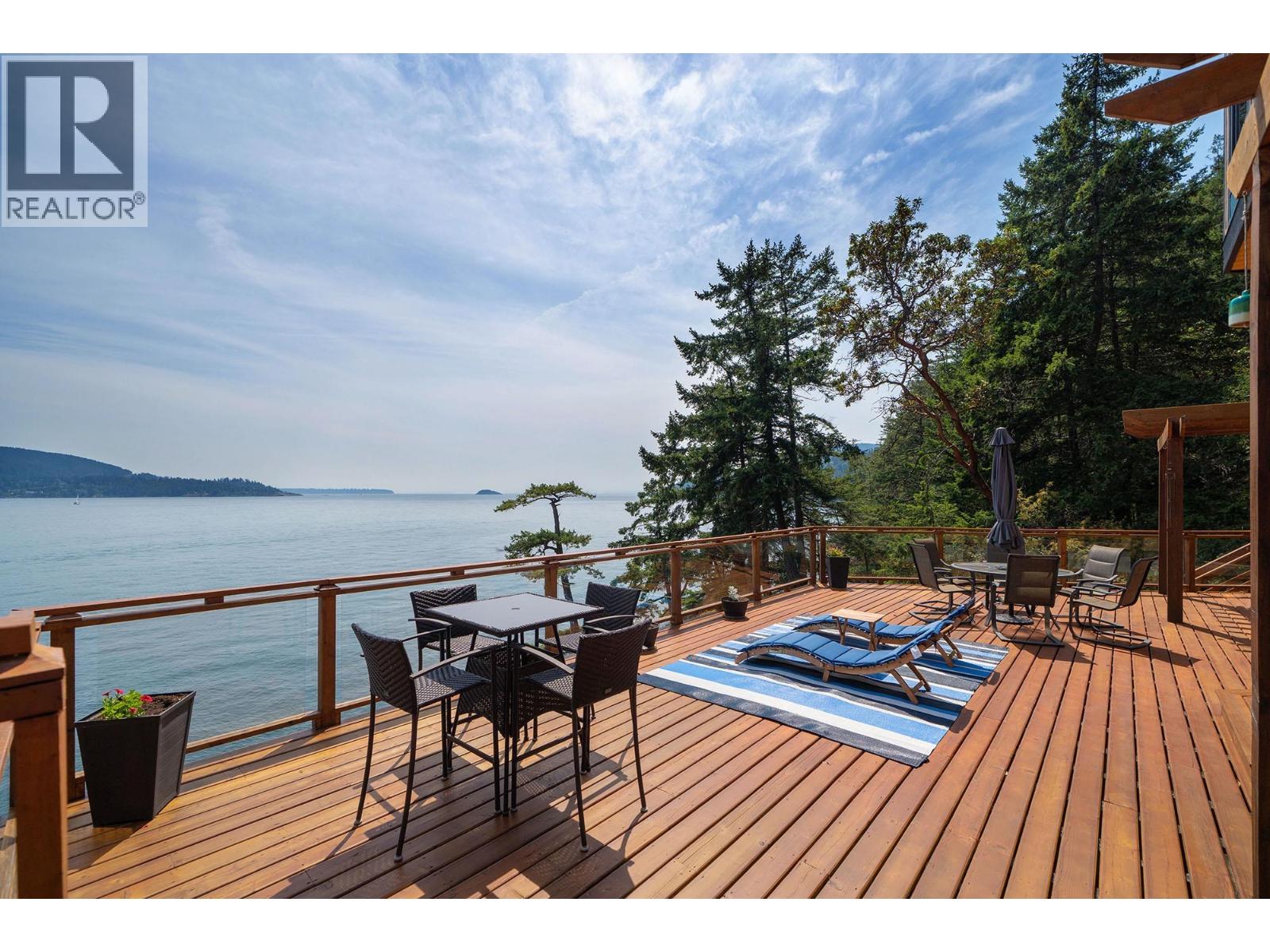 1531 EAGLE CLIFF ROAD, Bowen Island — photo 2