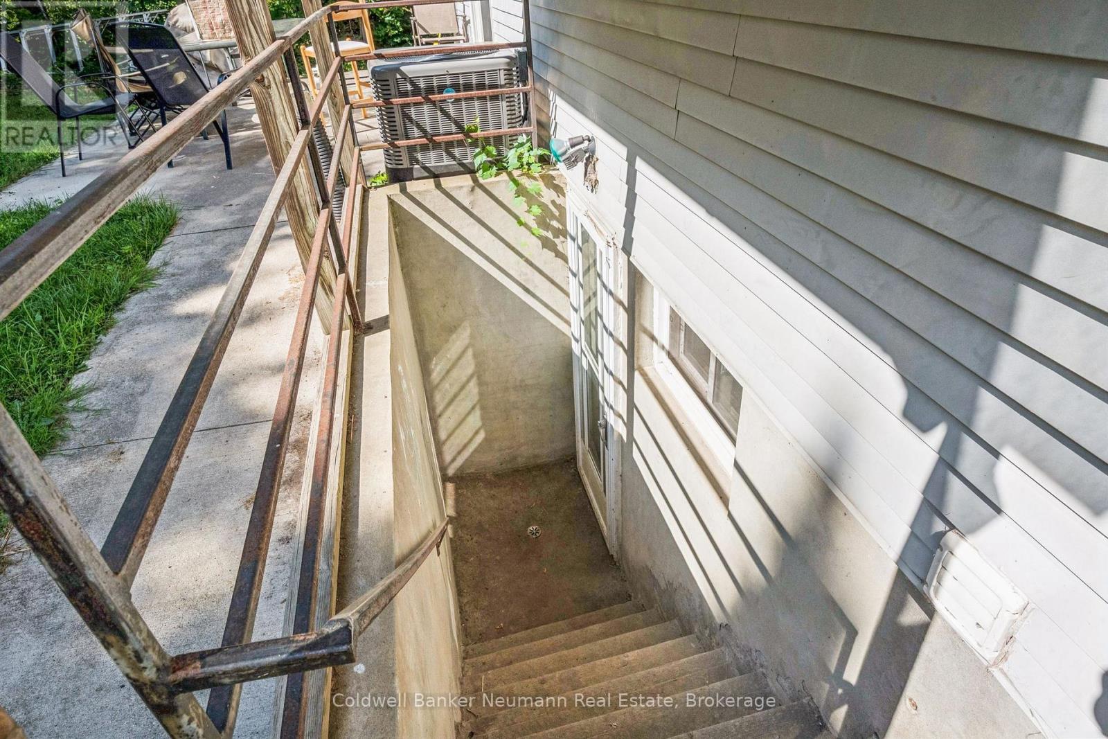 3 QUAISER COURT - Image 8