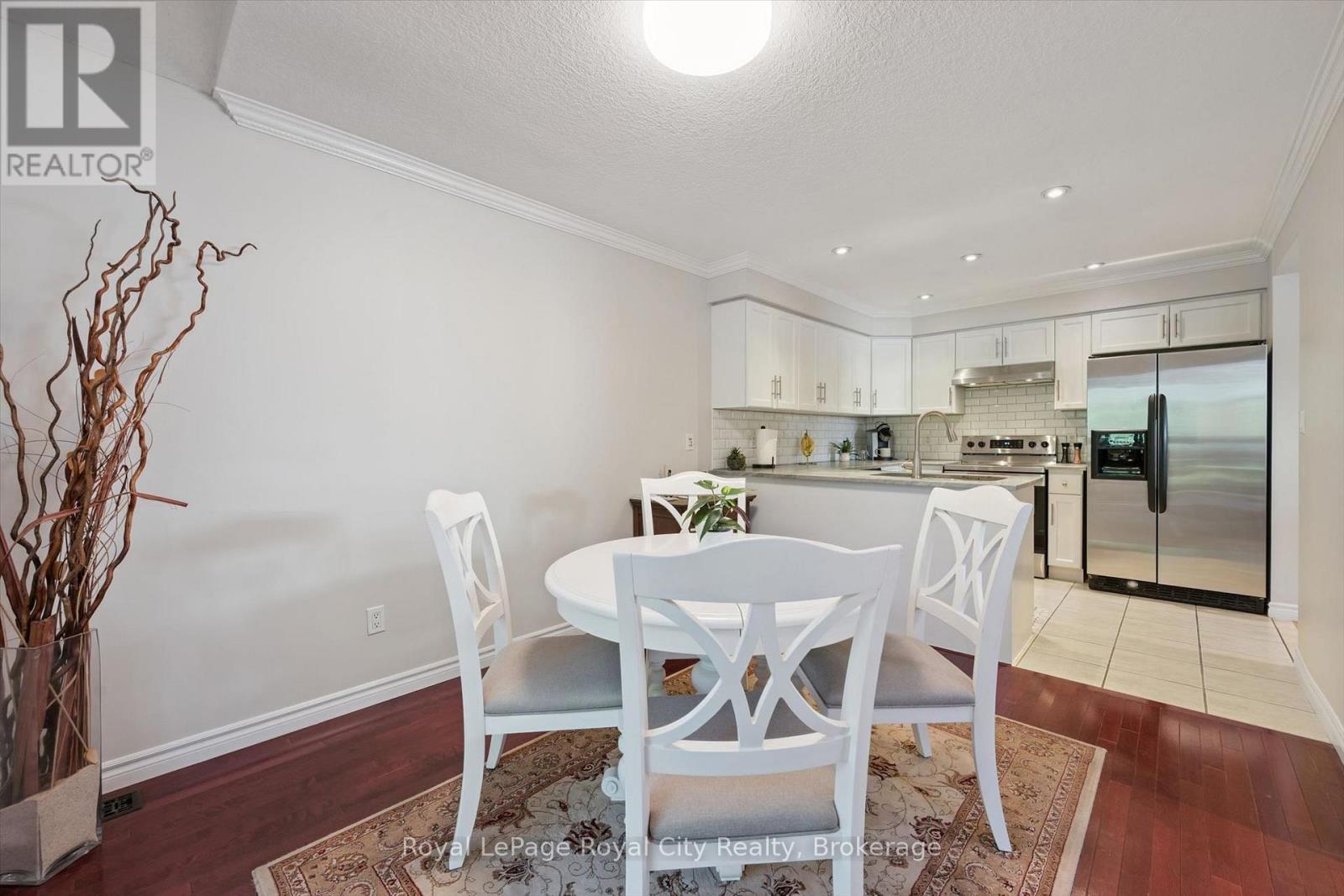 220 CARRINGTON DRIVE - 6