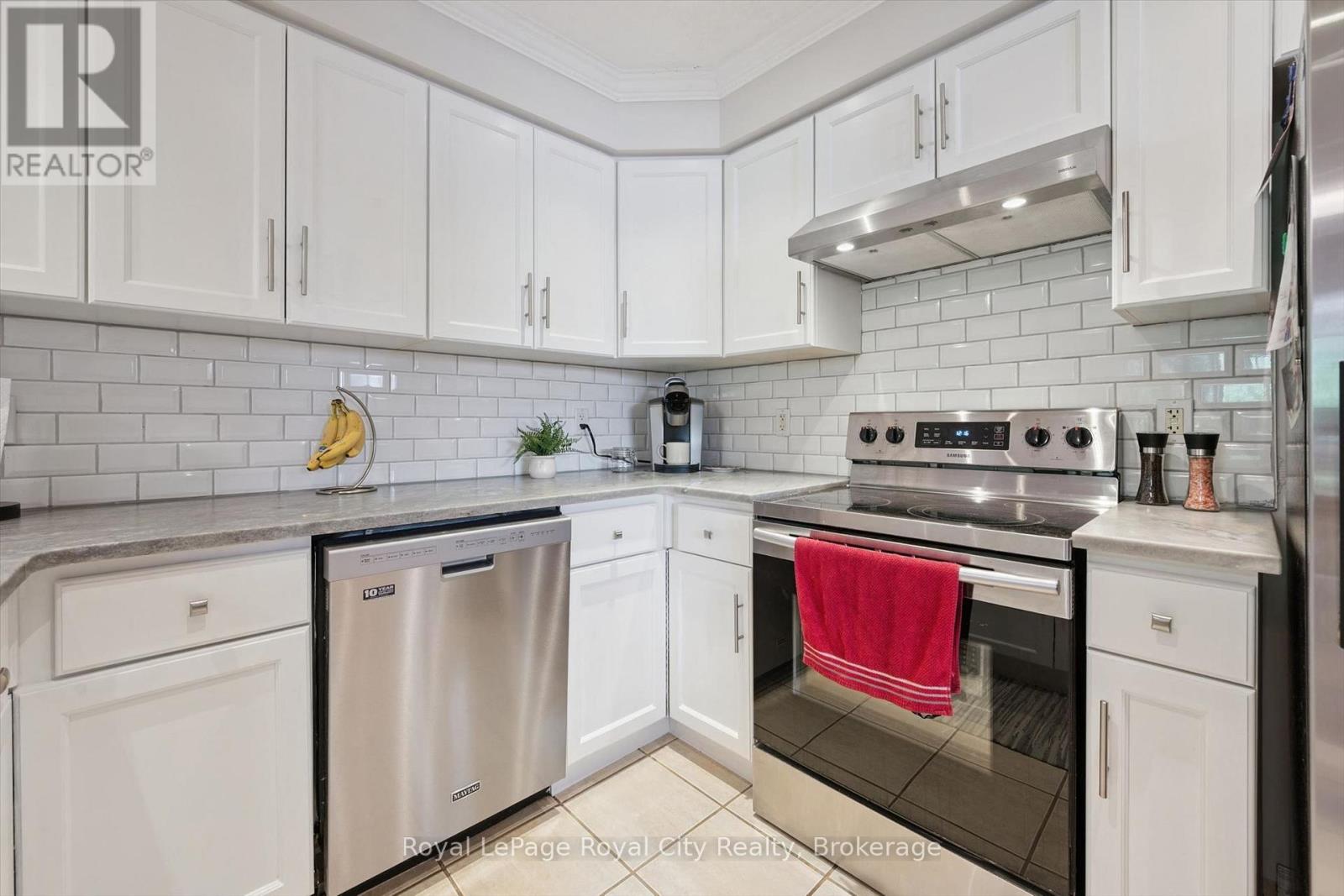 220 CARRINGTON DRIVE - 8