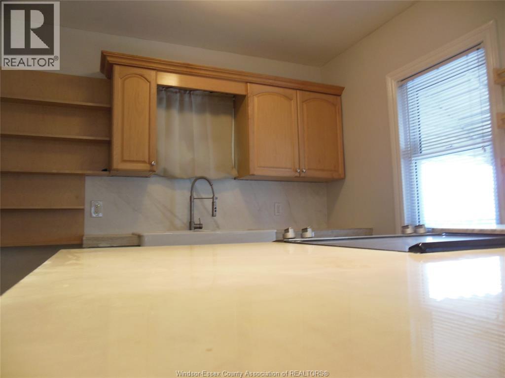 1548 WINDERMERE - Image 9