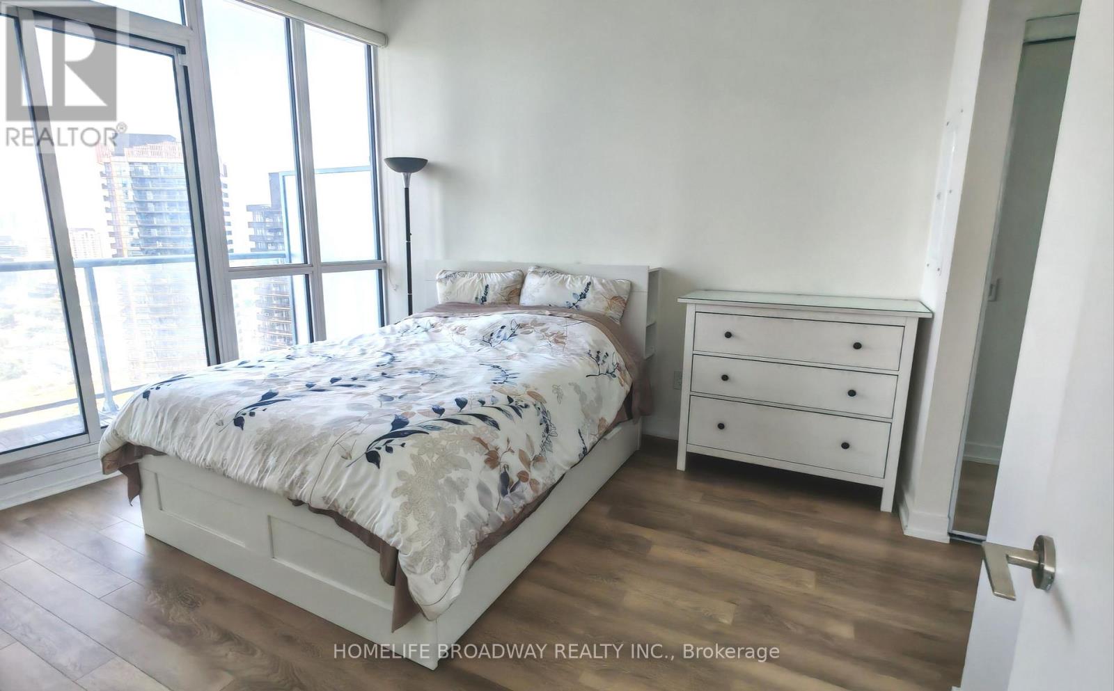 #3609 121 MCMAHON DRIVE - Image 11