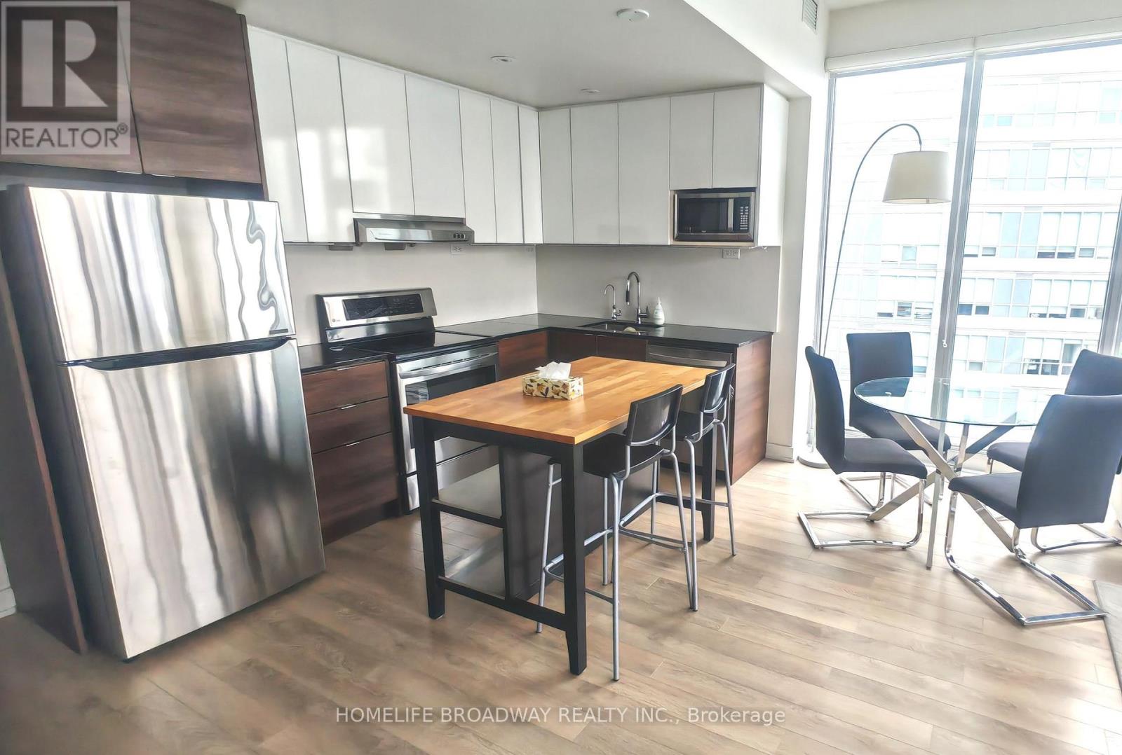 #3609 121 MCMAHON DRIVE - Image 8