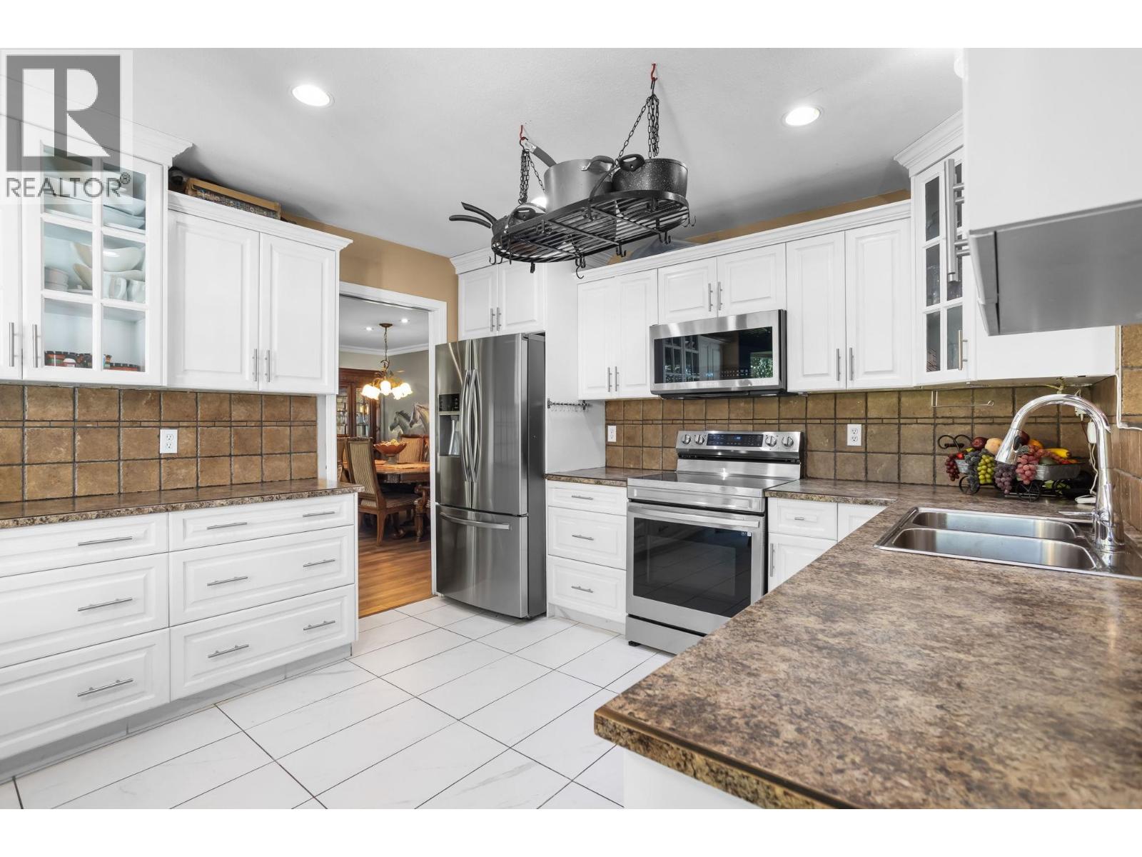 1030 YARMOUTH STREET, Port Coquitlam
