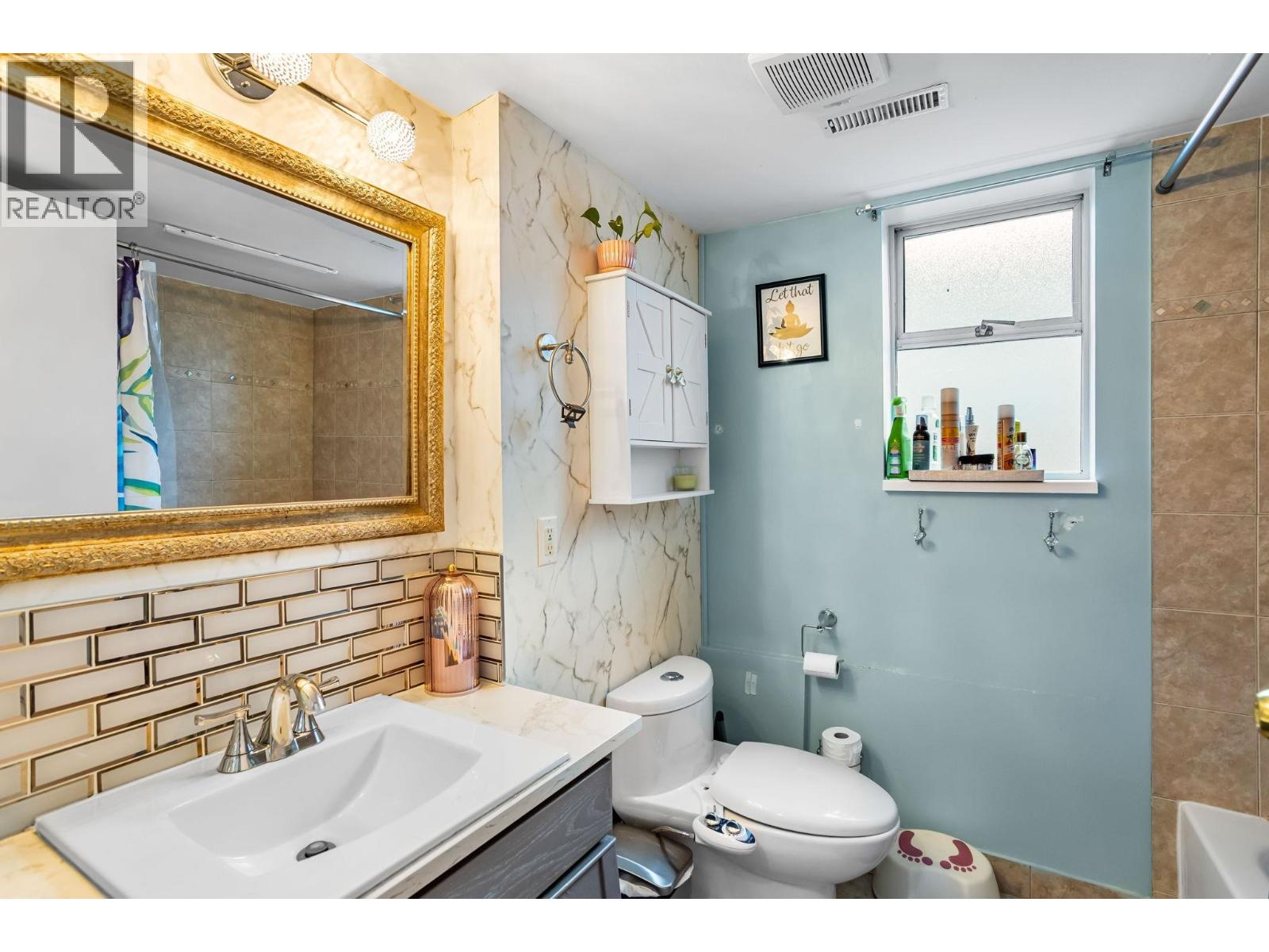 1030 YARMOUTH STREET, Port Coquitlam