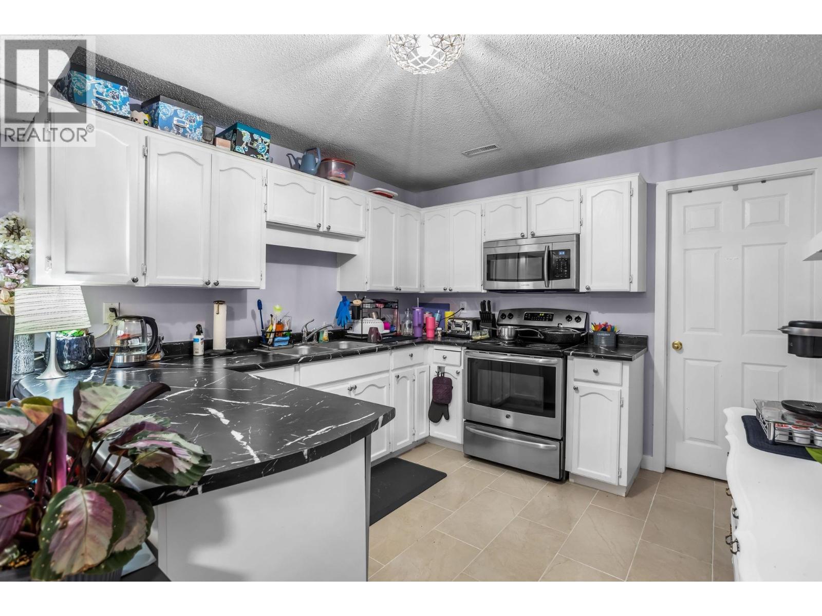 1030 YARMOUTH STREET, Port Coquitlam