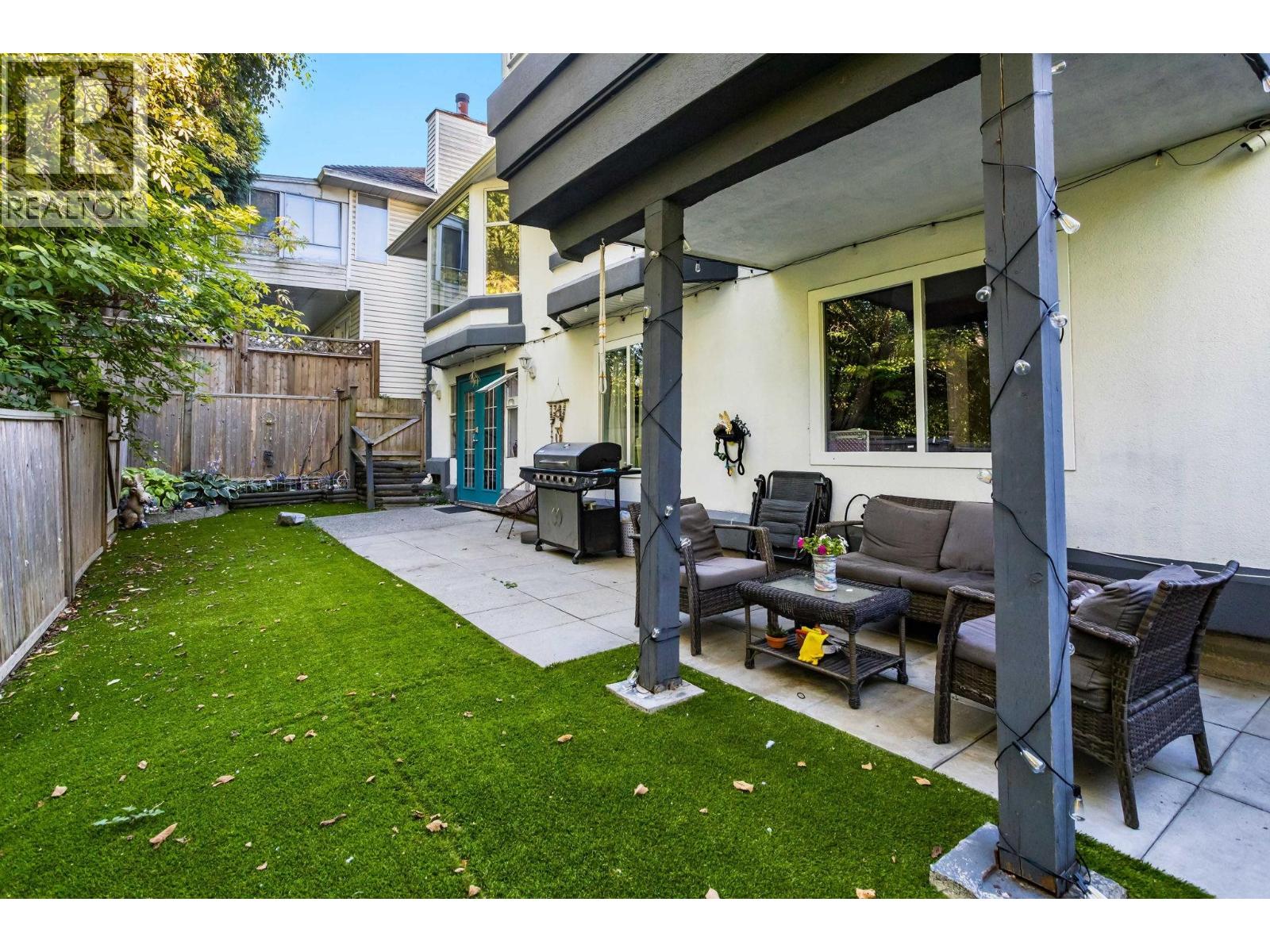 1030 YARMOUTH STREET, Port Coquitlam