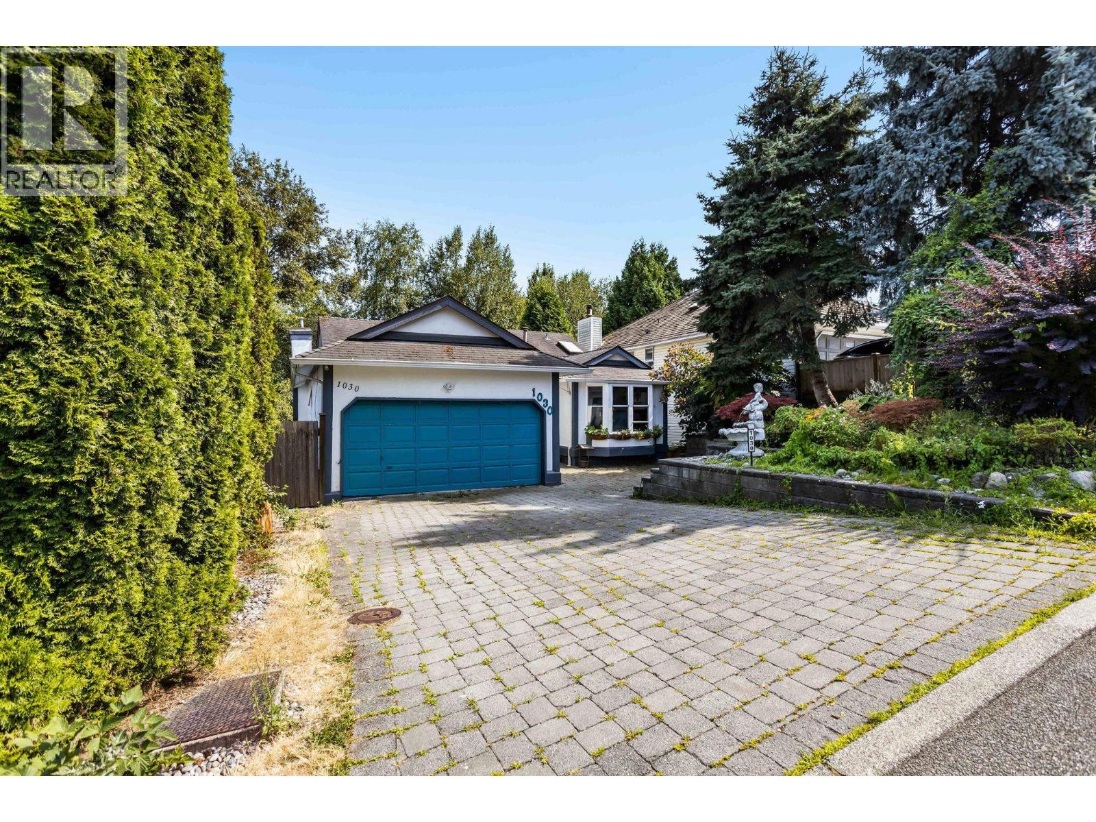 1030 YARMOUTH STREET, Port Coquitlam