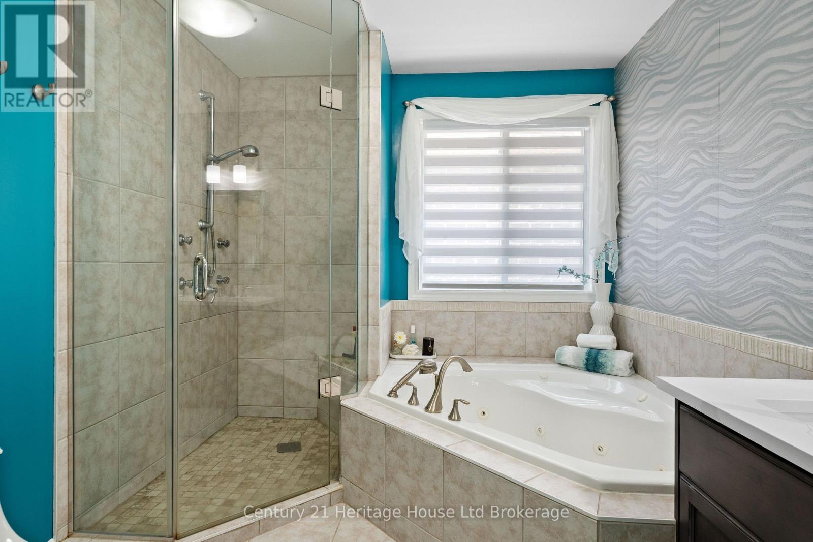 150 FORESTWAY TRAIL - 22